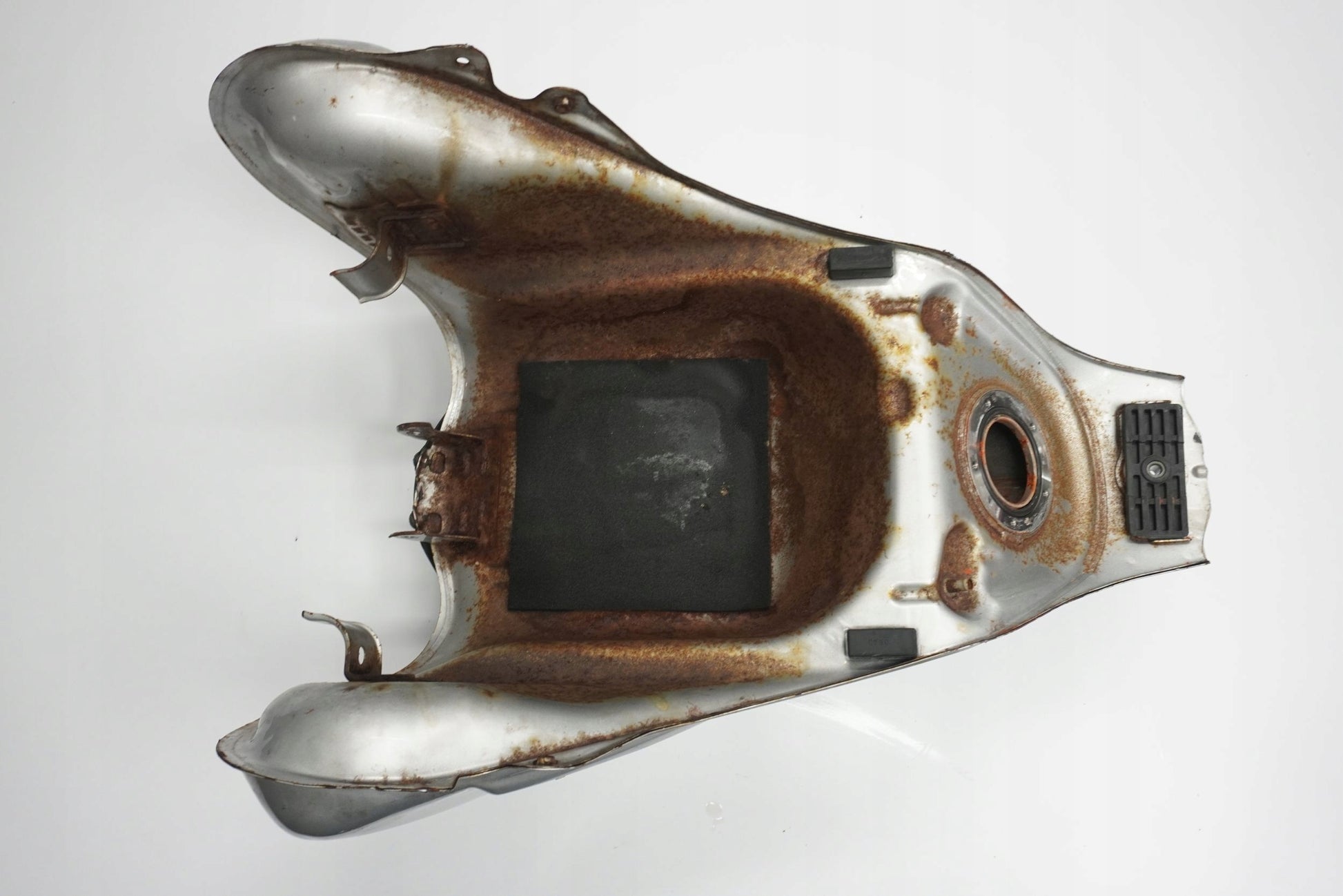 SUZUKI DL 650 V-STROM 04-11 Kraftstofftank Benzintank Fuel Tank 8