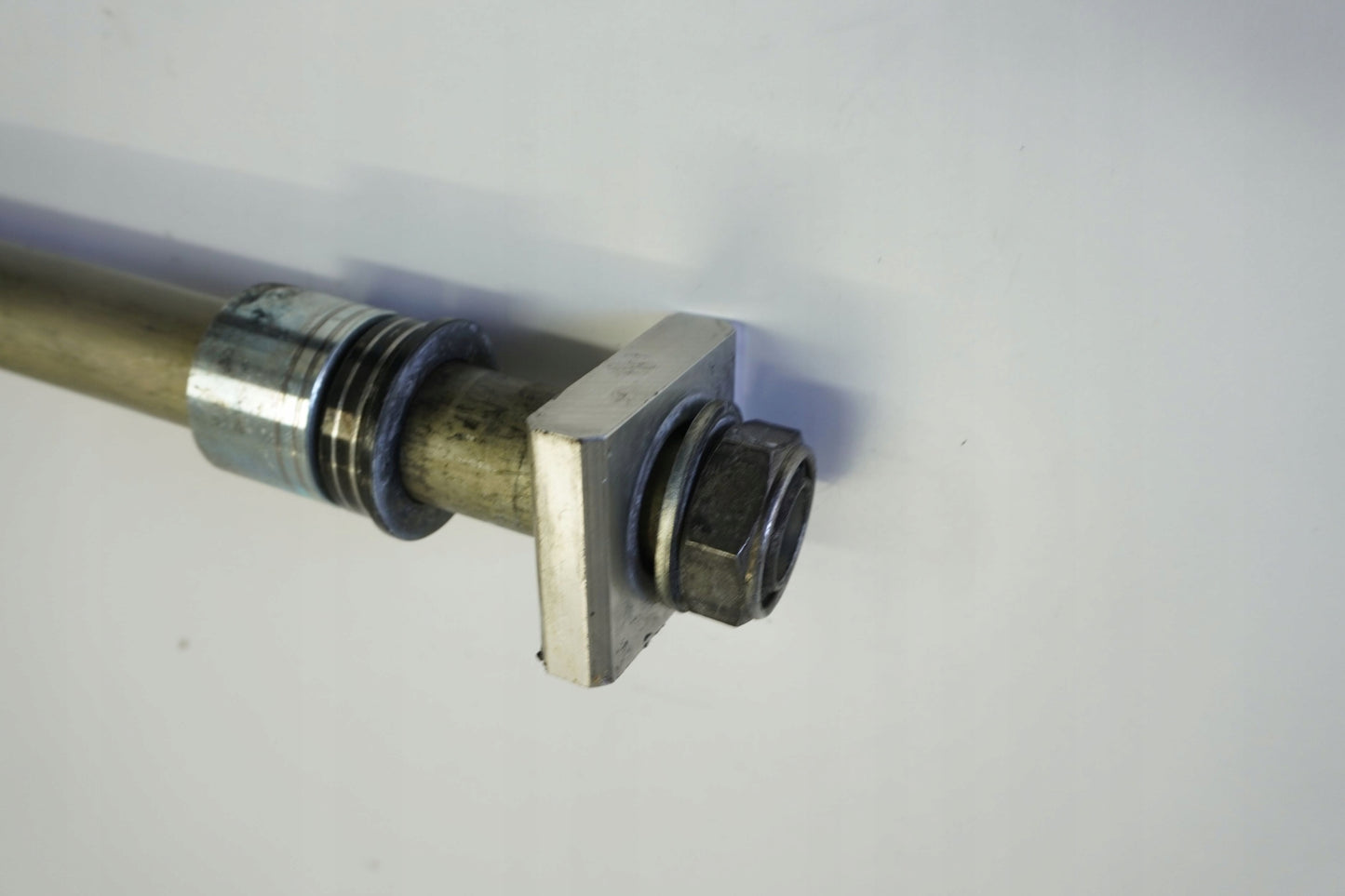 YAMAHA FZ8 10-15 Hinterachse Achse hinten Radachse rear axle 2