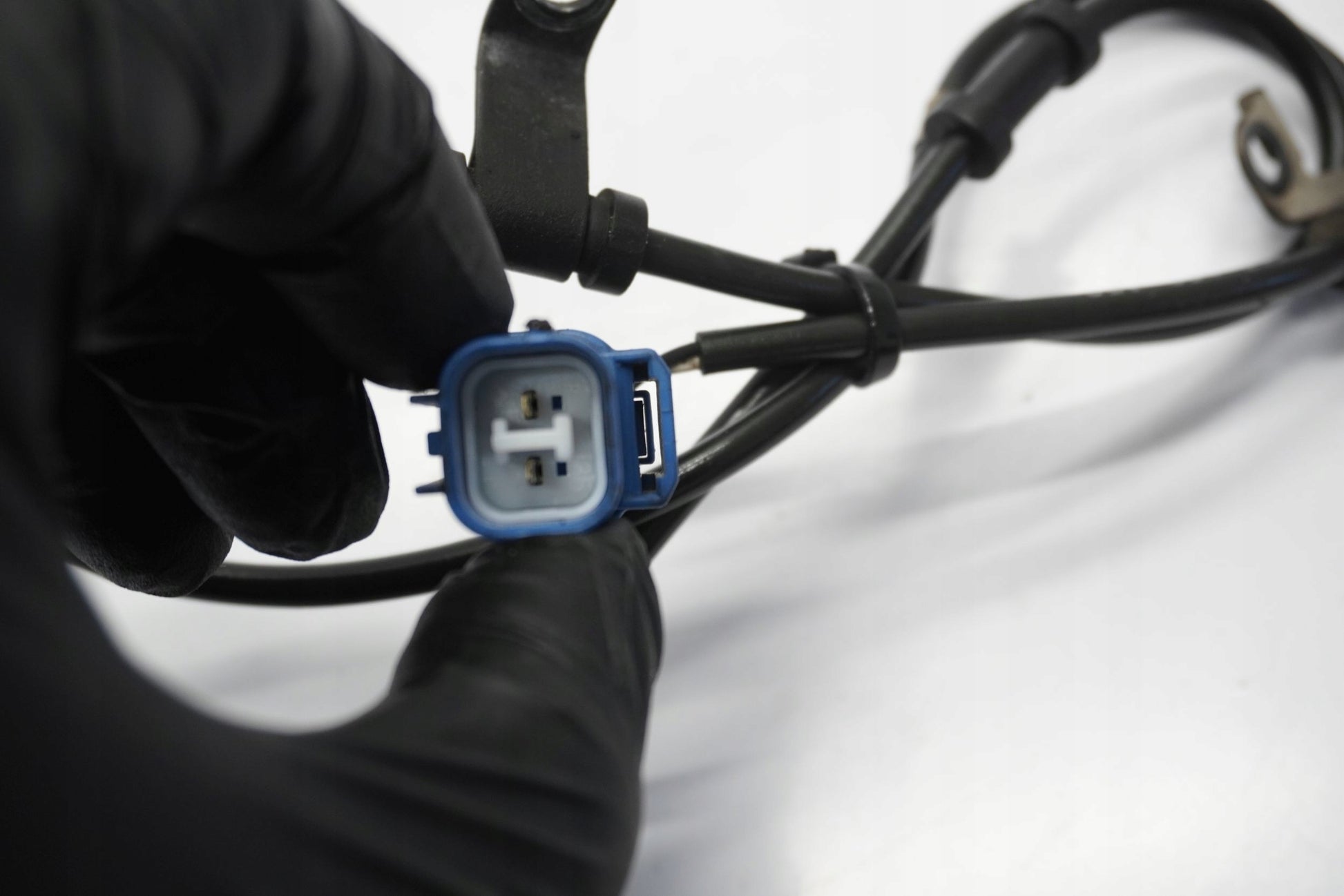 HONDA CBF 1000 SC58 06-09 ABS Sensor vorne 5