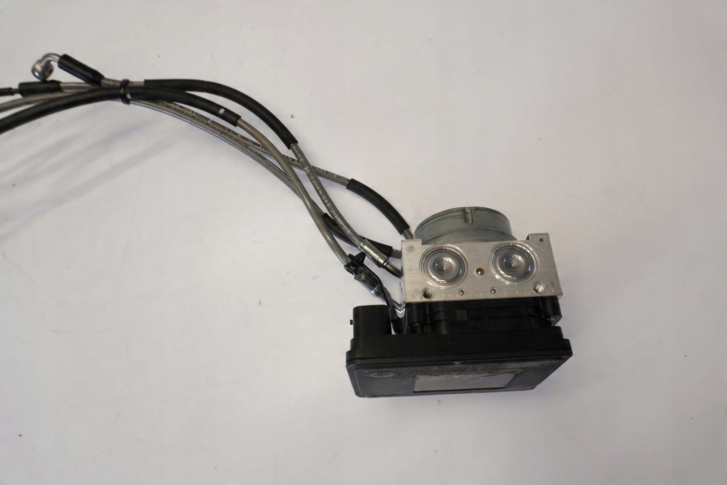 BMW S 1000 R 17-20 ABS Pumpe Druckmodulator 2