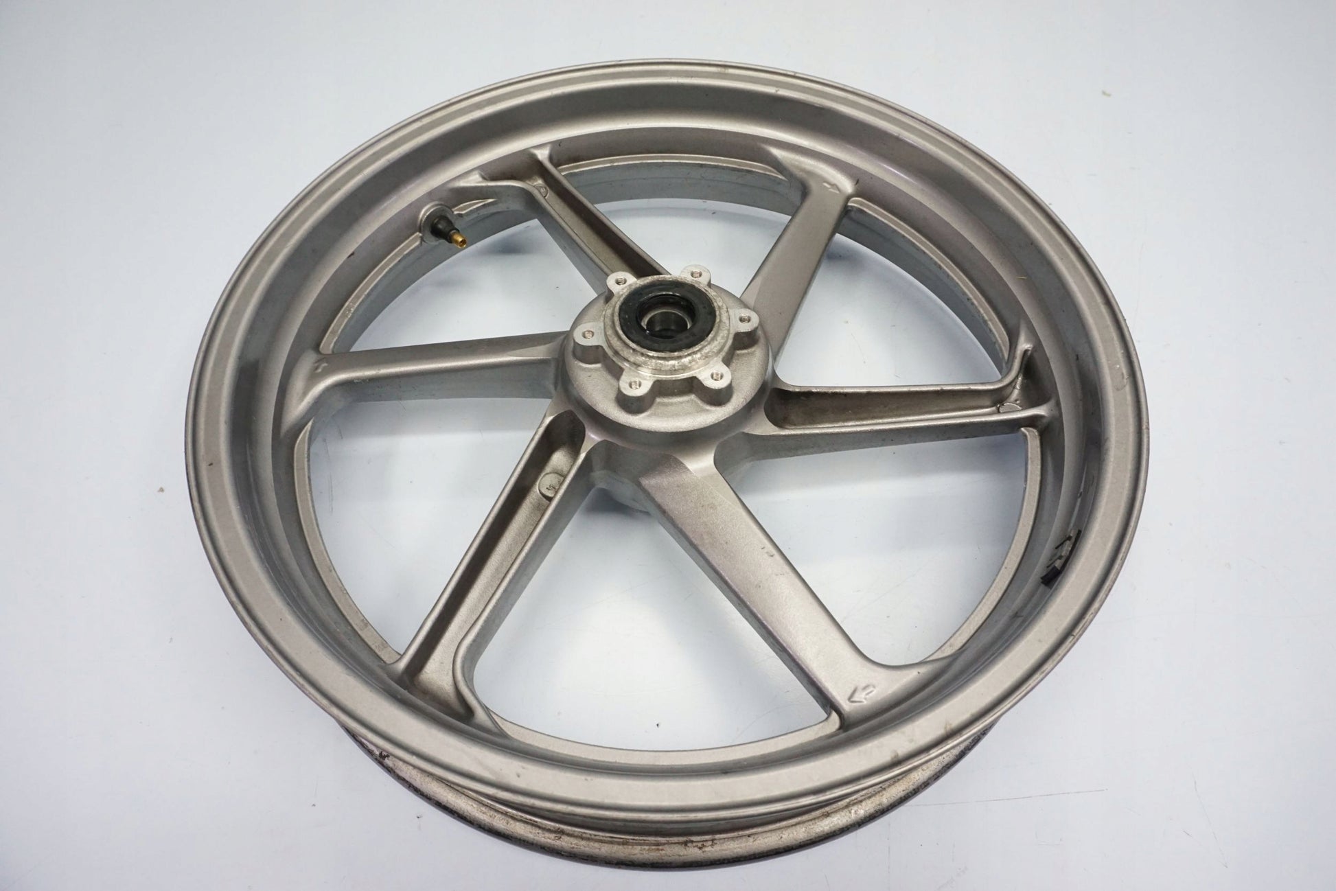HONDA VFR 800 V-TEC 02-12 Felge vorne Wheel Vorderrad 8
