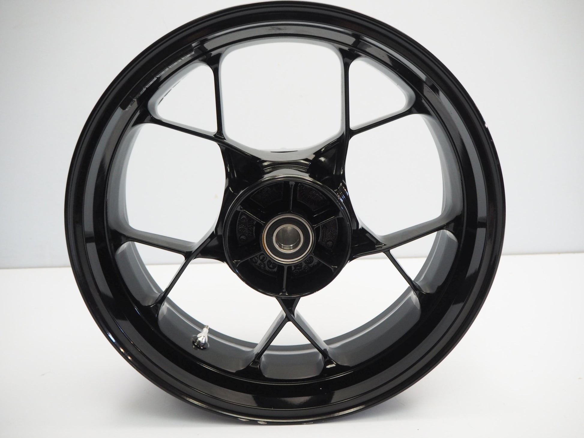 KTM 890 DUKE R 20- Felge hinten Wheel Hinterrad 9