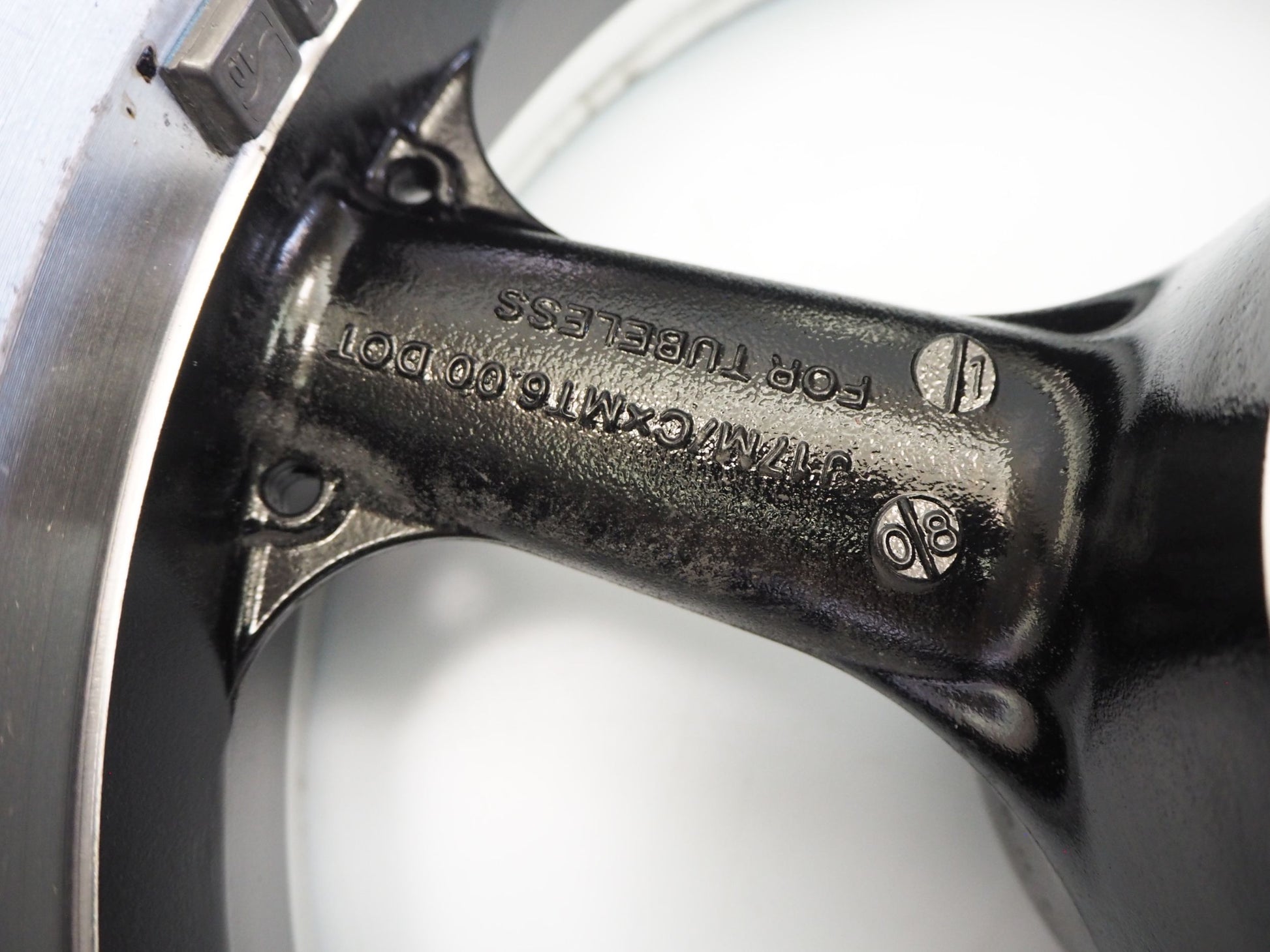 KAWASAKI Z1000 07-09 Felge hinten Wheel Hinterrad 5