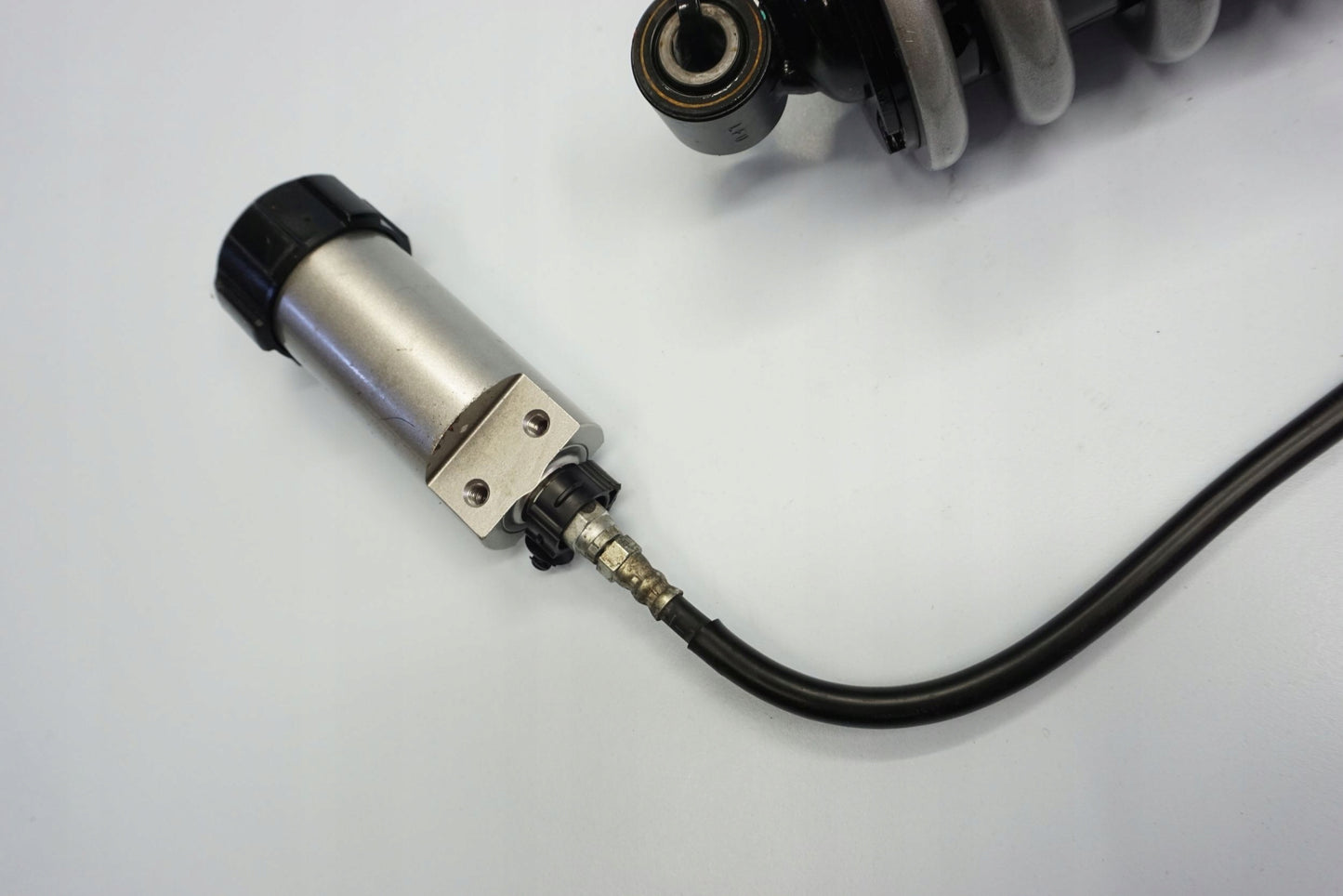 KAWASAKI VERSYS 650 15-21 Stoßdämpfer Federbein shock absorber 3