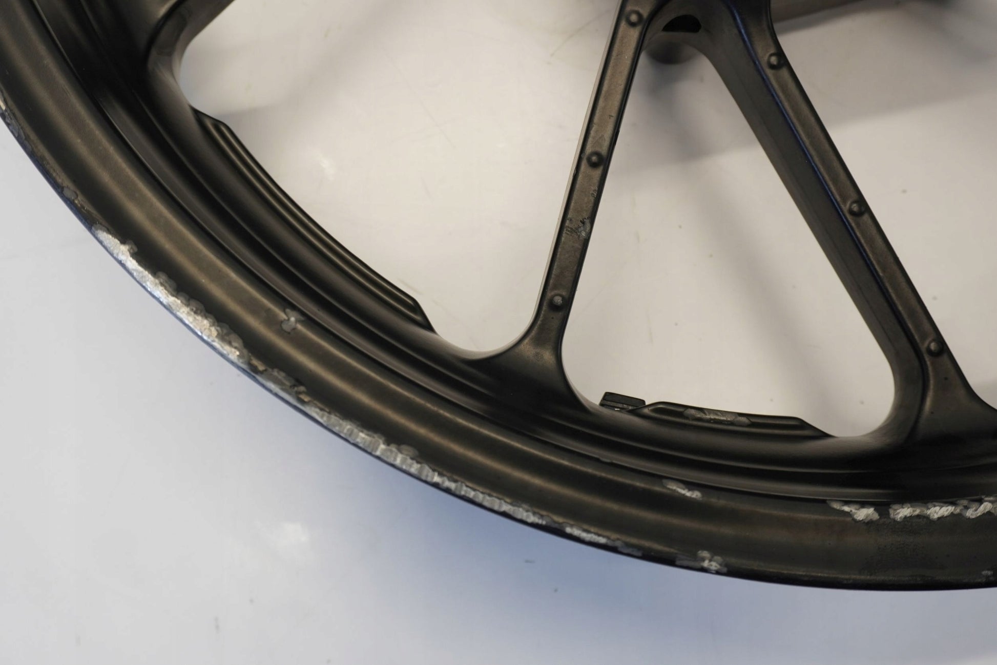 YAMAHA MT-07 13-17 Felge vorne Wheel Vorderrad 7