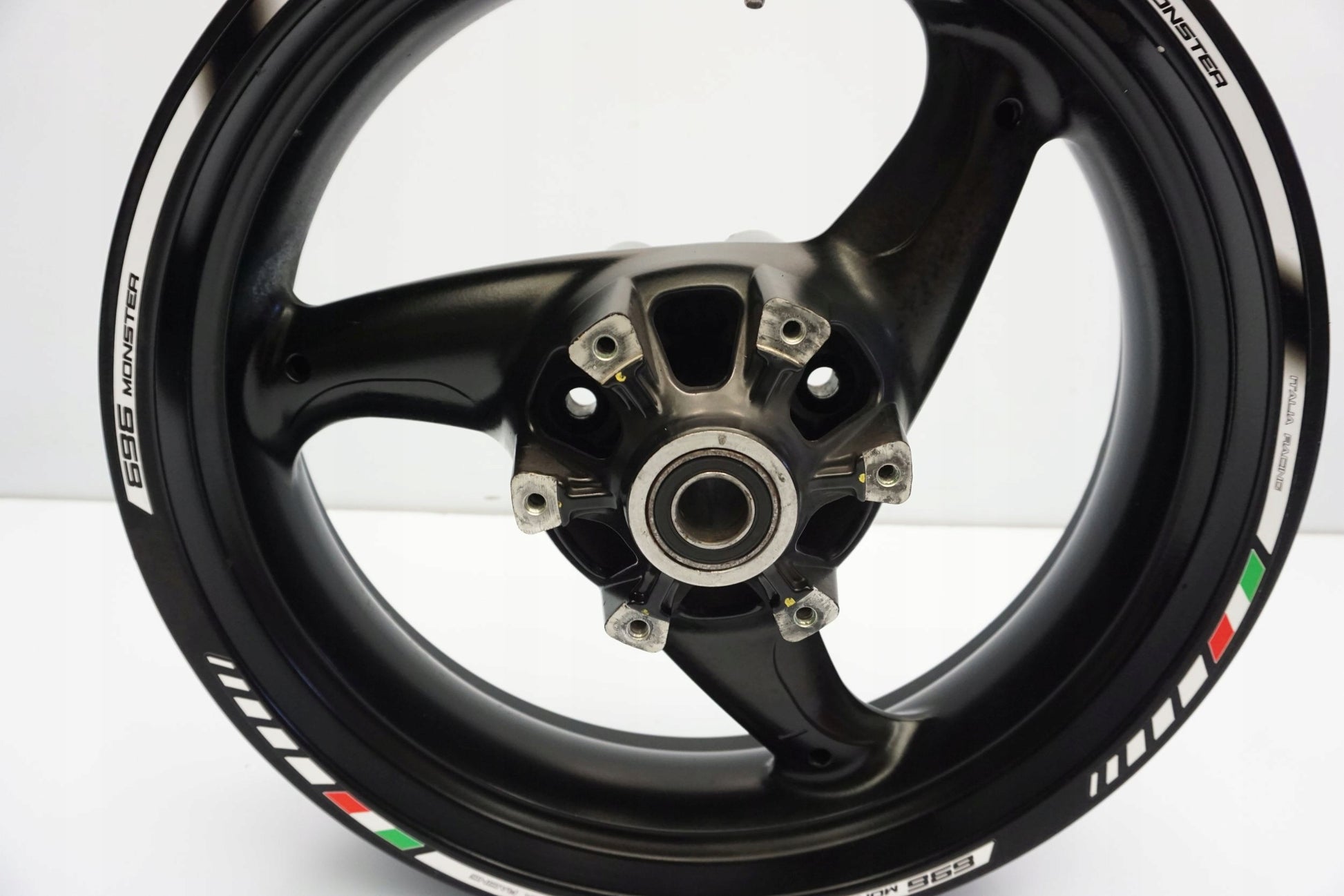 DUCATI MONSTER 696 08-14 Felge hinten Wheel Hinterrad 8