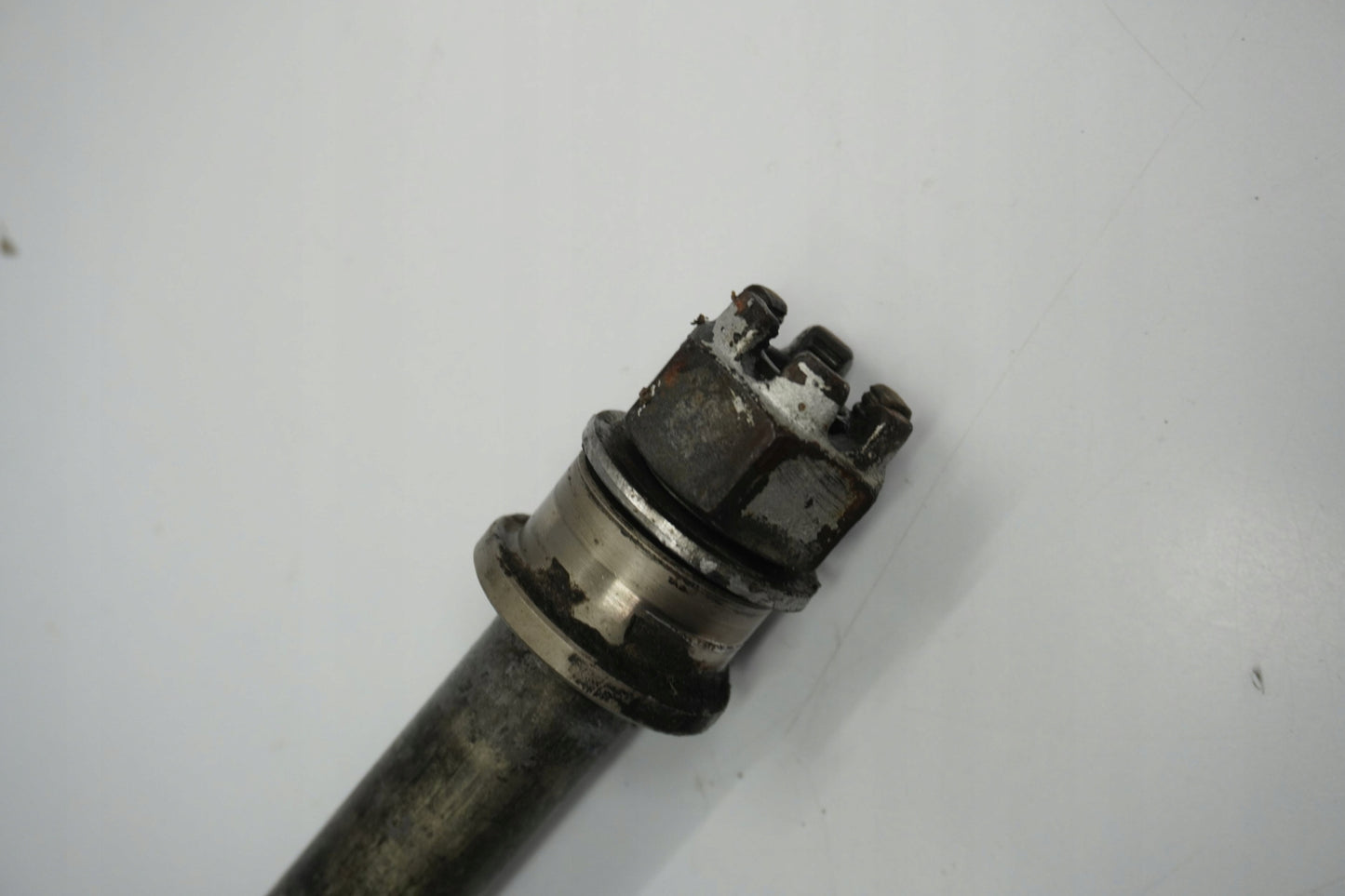 KAWASAKI GTR 1400 10-14 Hinterachse Achse hinten Radachse rear axle 4