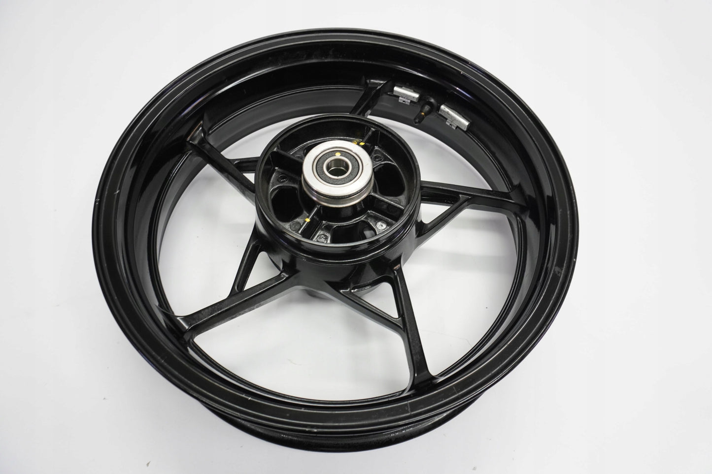 KAWASAKI Z 650 17-19 Felge hinten Wheel Hinterrad 9