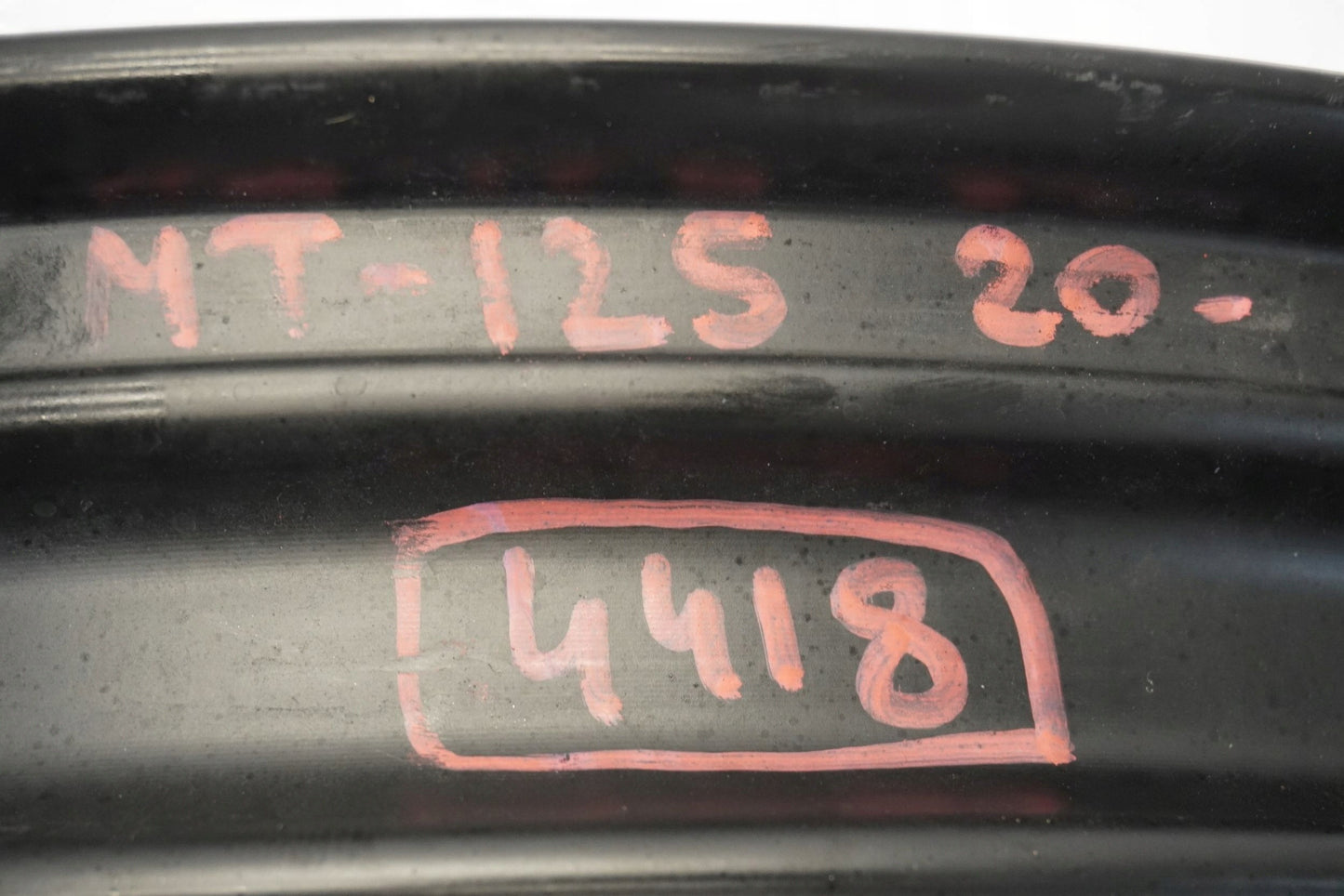 YAMAHA MT 125 20- Felge vorne Wheel Vorderrad 4