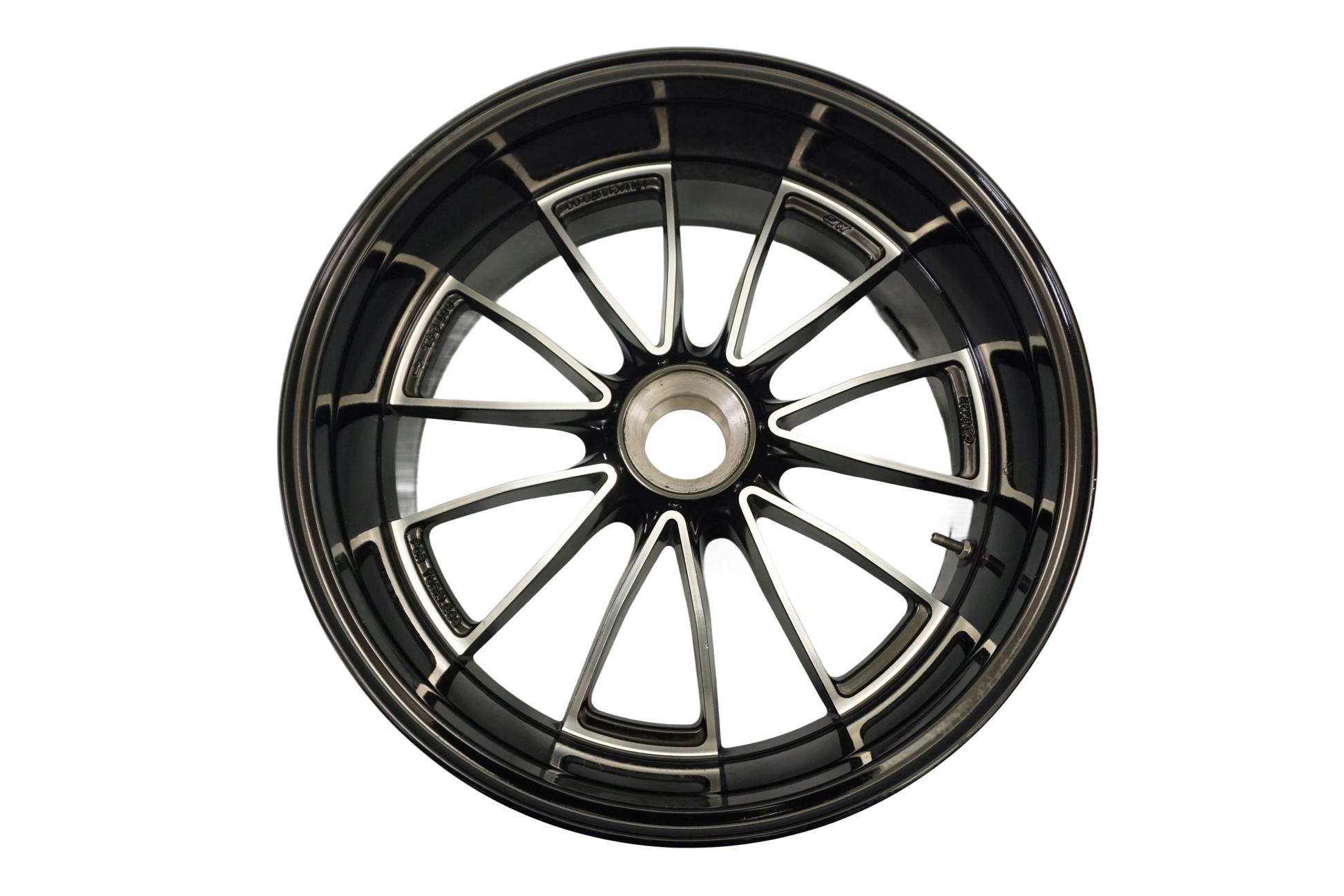 DUCATI DIAVEL 1200 11-13 Felge hinten Wheel Hinterrad 1
