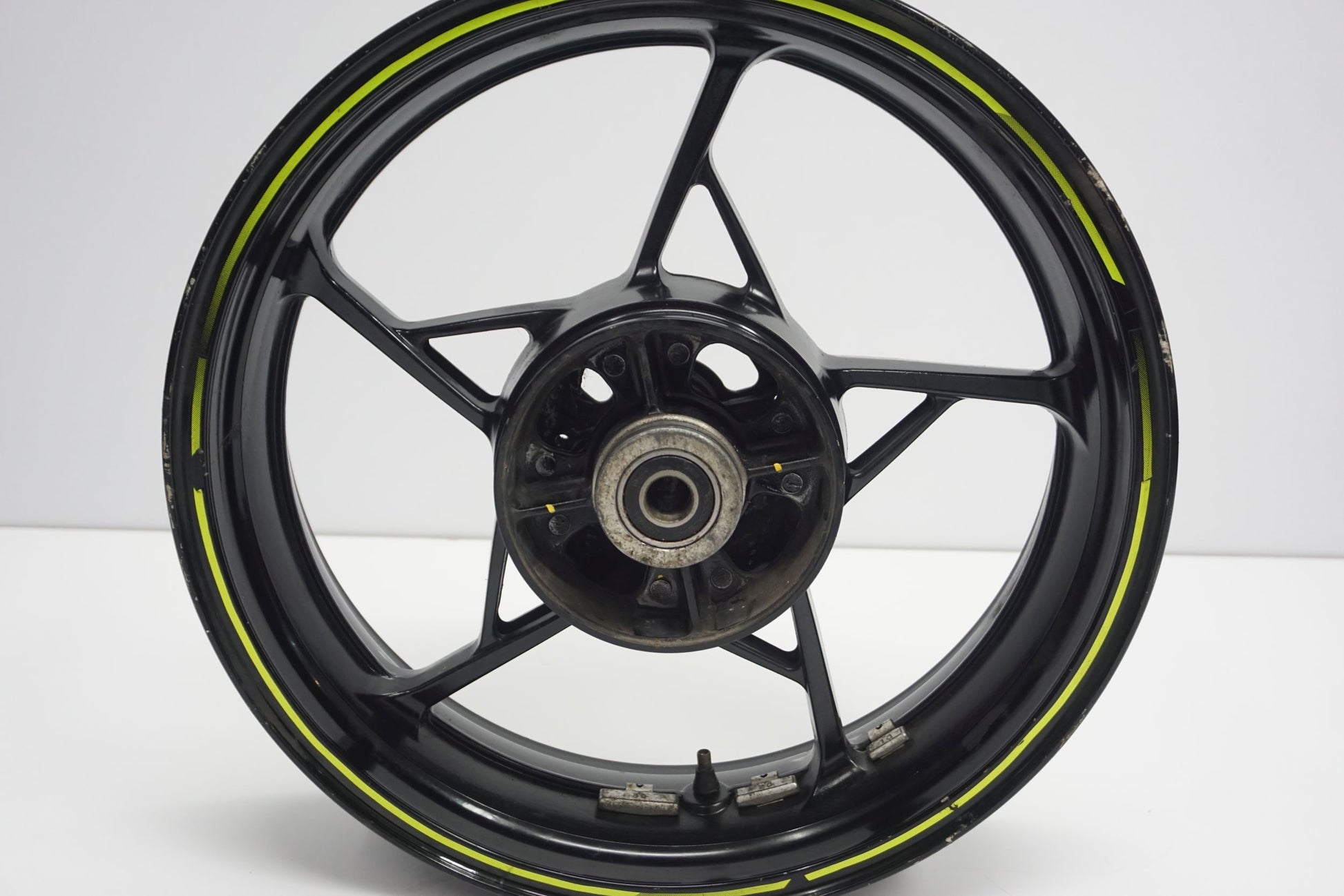 KAWASAKI Z 650 20-22 Felge hinten Wheel Hinterrad 8