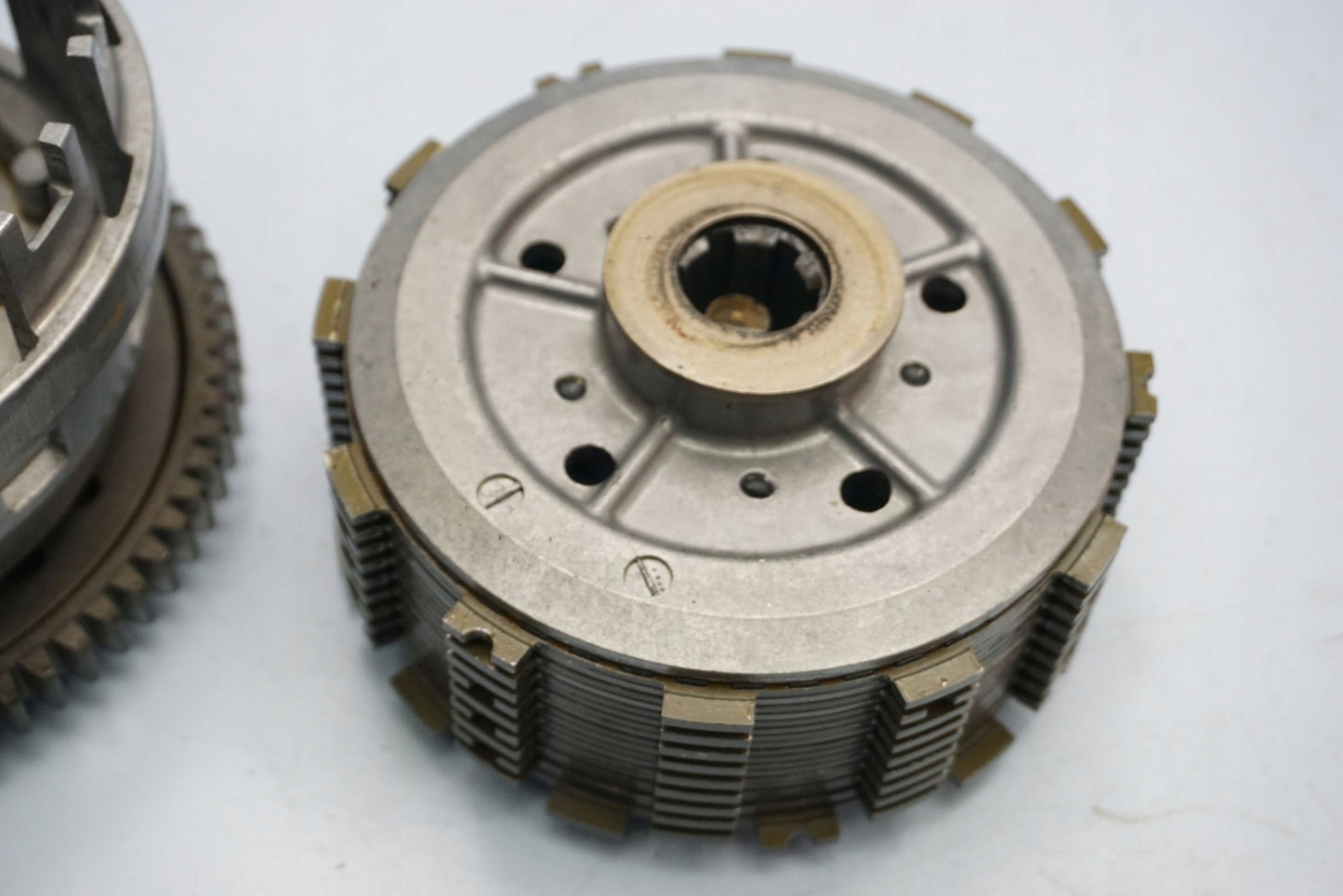 SUZUKI GSX-R 1000 K3-K4 Kupplung Kupplungskorb Clutch