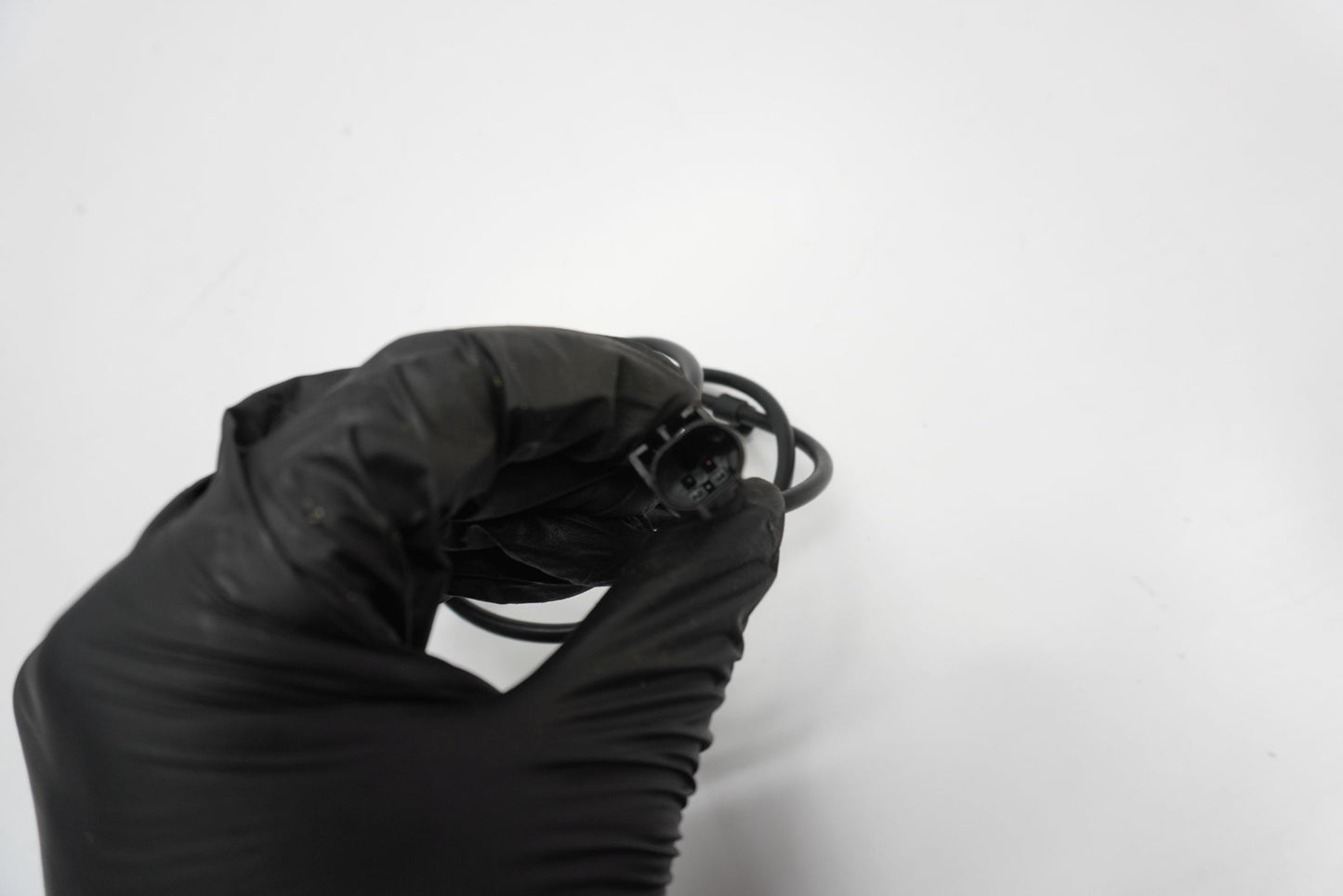 DUCATI DIAVEL 1200 14-15 ABS Sensor hinten 4