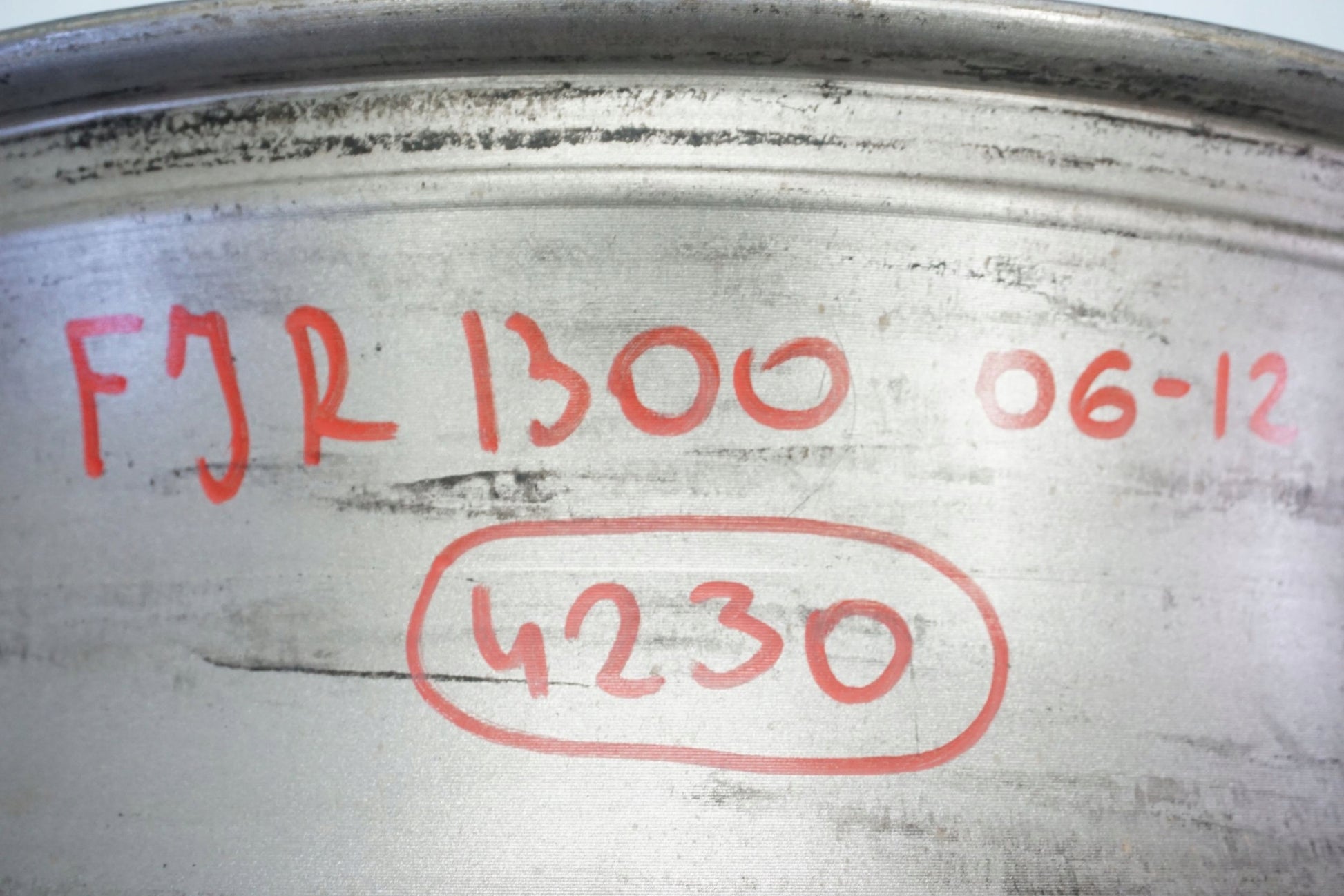 YAMAHA FJR 1300 06-12 Felge hinten Wheel Hinterrad 4