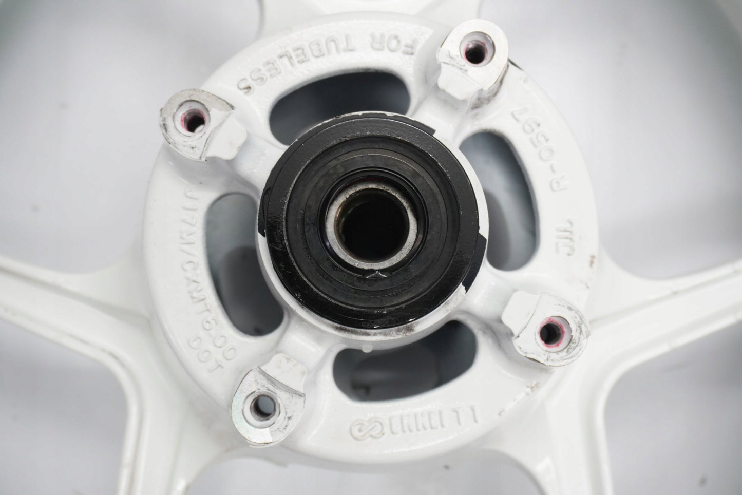 KAWASAKI Z1000 14-19 Felge hinten Wheel Hinterrad 5