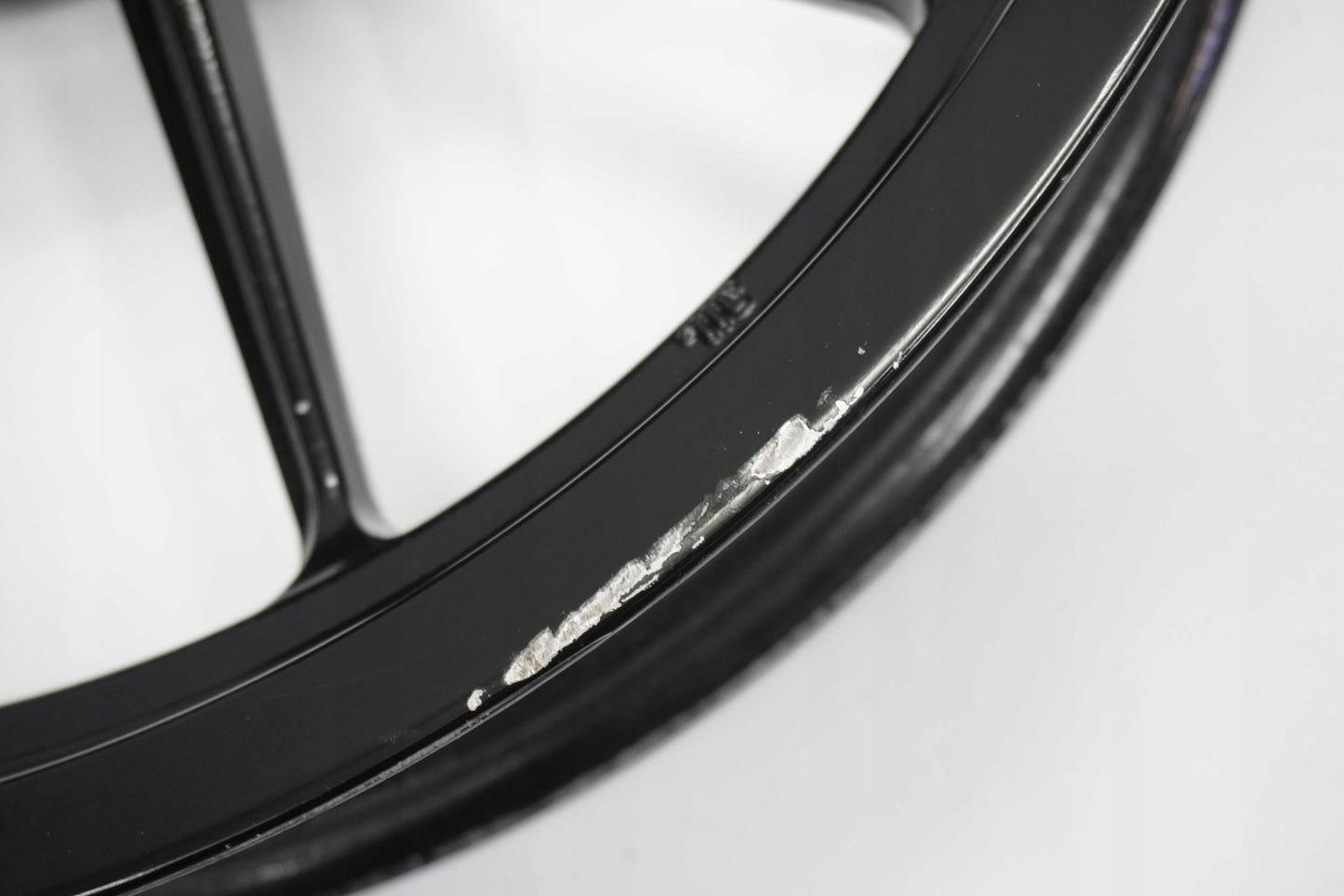 KTM 125 DUKE 17- Felge vorne Wheel Vorderrad 13