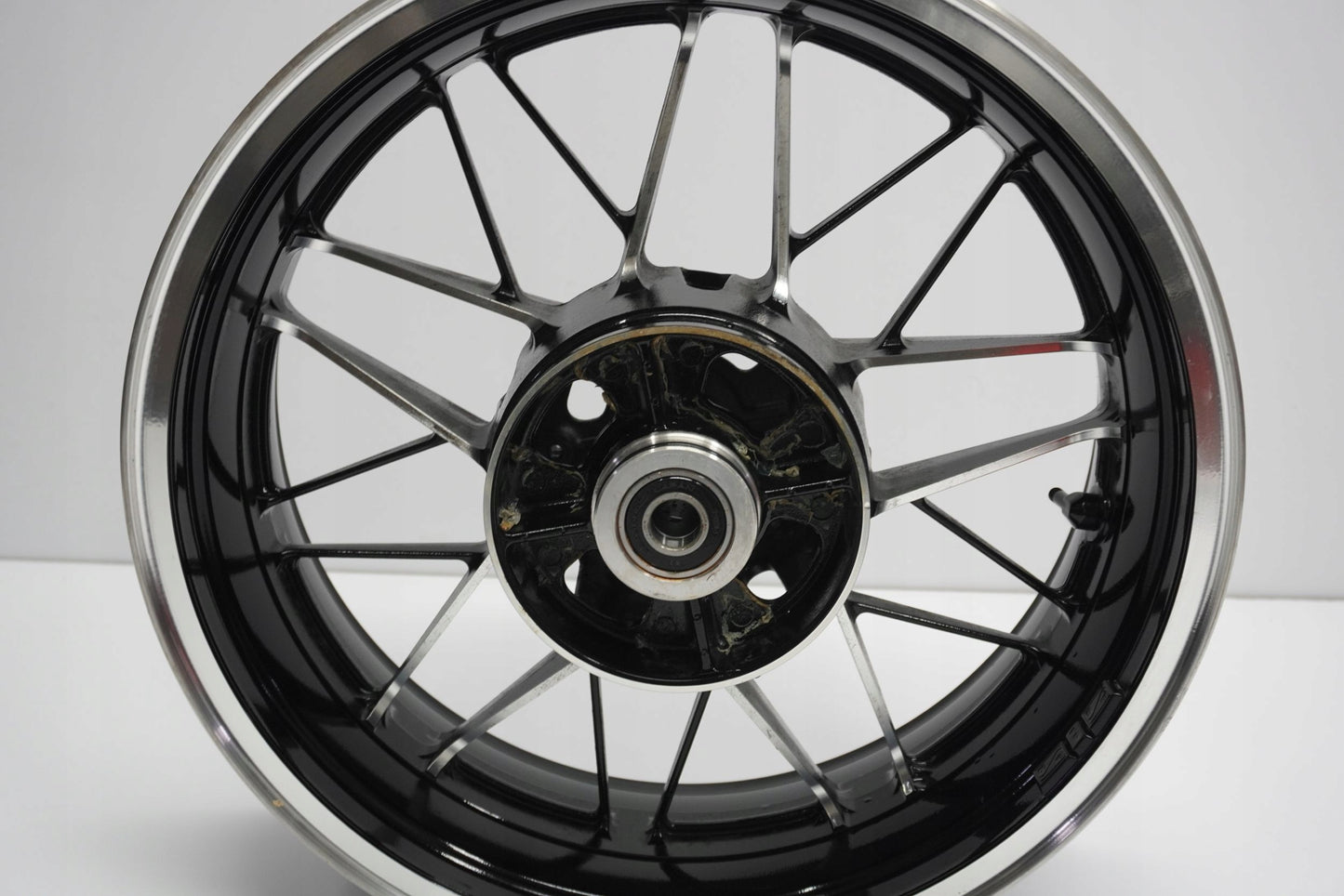 KAWASAKI Z 900 RS 18- Felge hinten Wheel Hinterrad 9