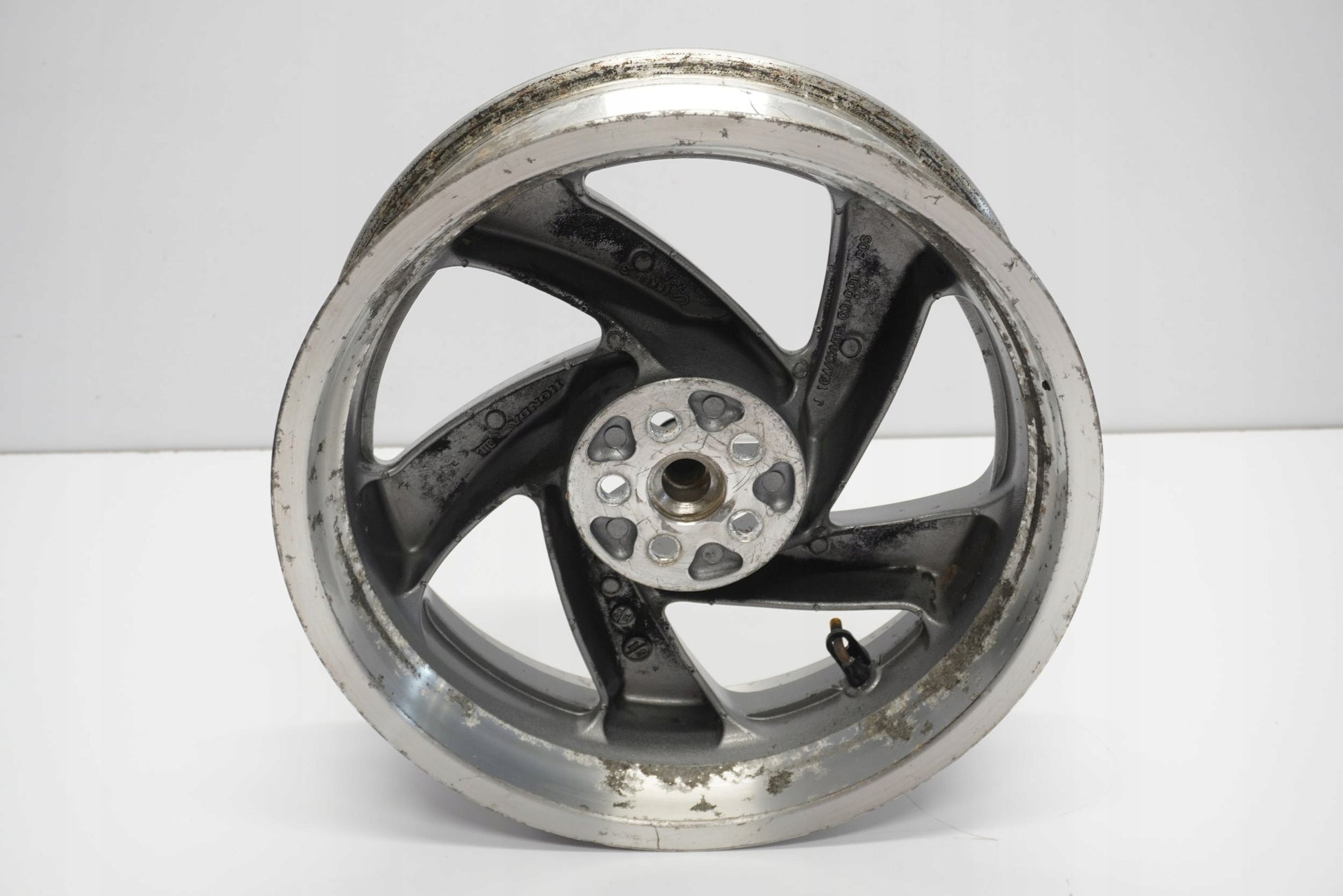 HONDA GL 1800 GOLDWING 01-05 Felge hinten Wheel Hinterrad 11