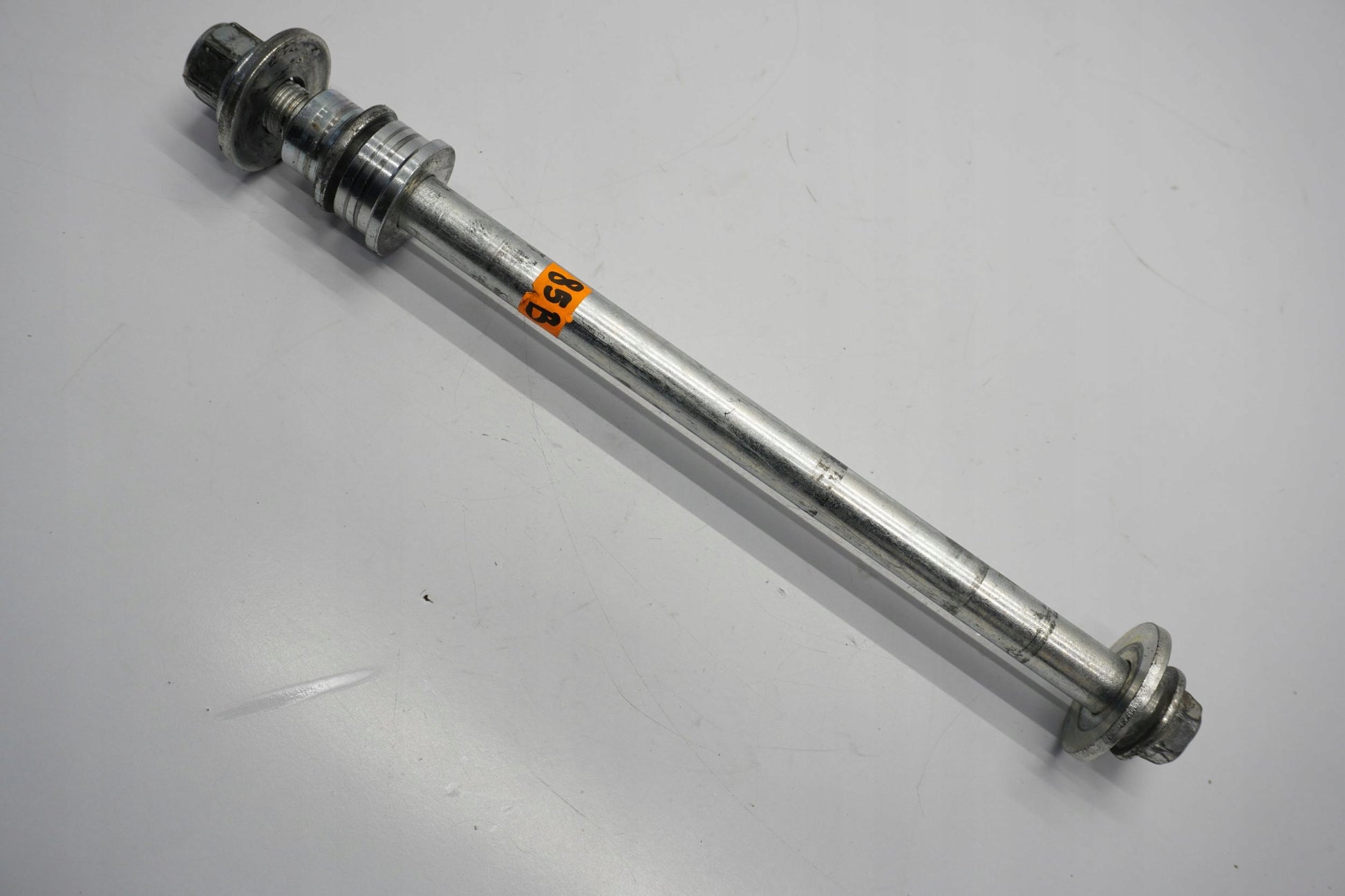 SUZUKI GSX-R 125 18- Hinterachse Achse hinten Radachse rear axle 4