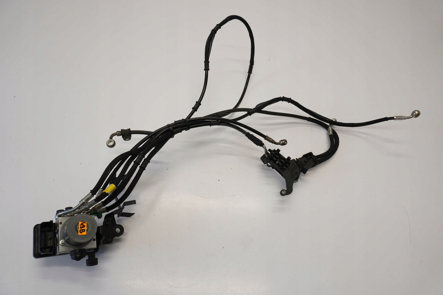 DUCATI MONSTER 821 18-20 ABS Pumpe Druckmodulator 4