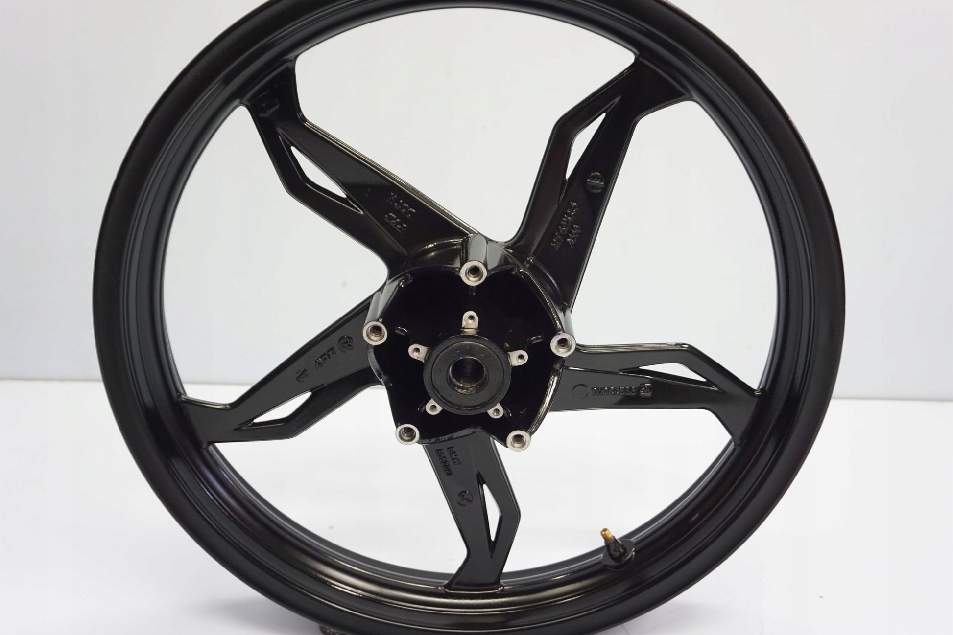 BMW G 310 GS 17- Felge vorne Wheel Vorderrad 19 CALI 10