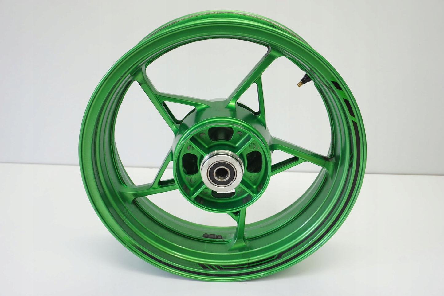 KAWASAKI Z-900 20- Felge hinten Wheel Hinterrad 7