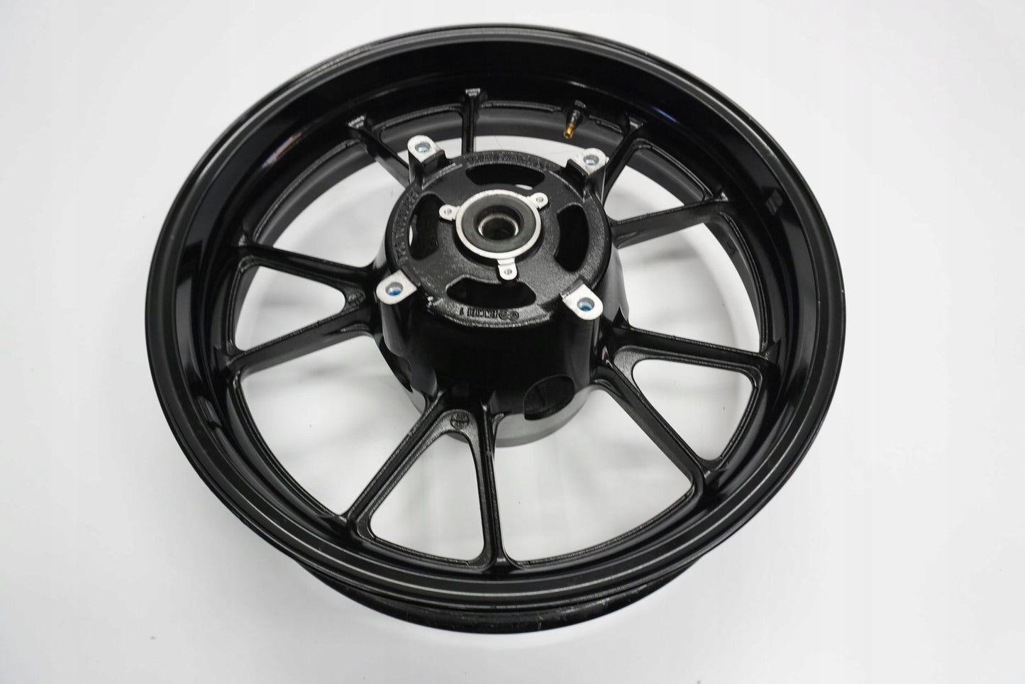 SUZUKI DL 650 V-STROM 19- Felge hinten Wheel Hinterrad 8