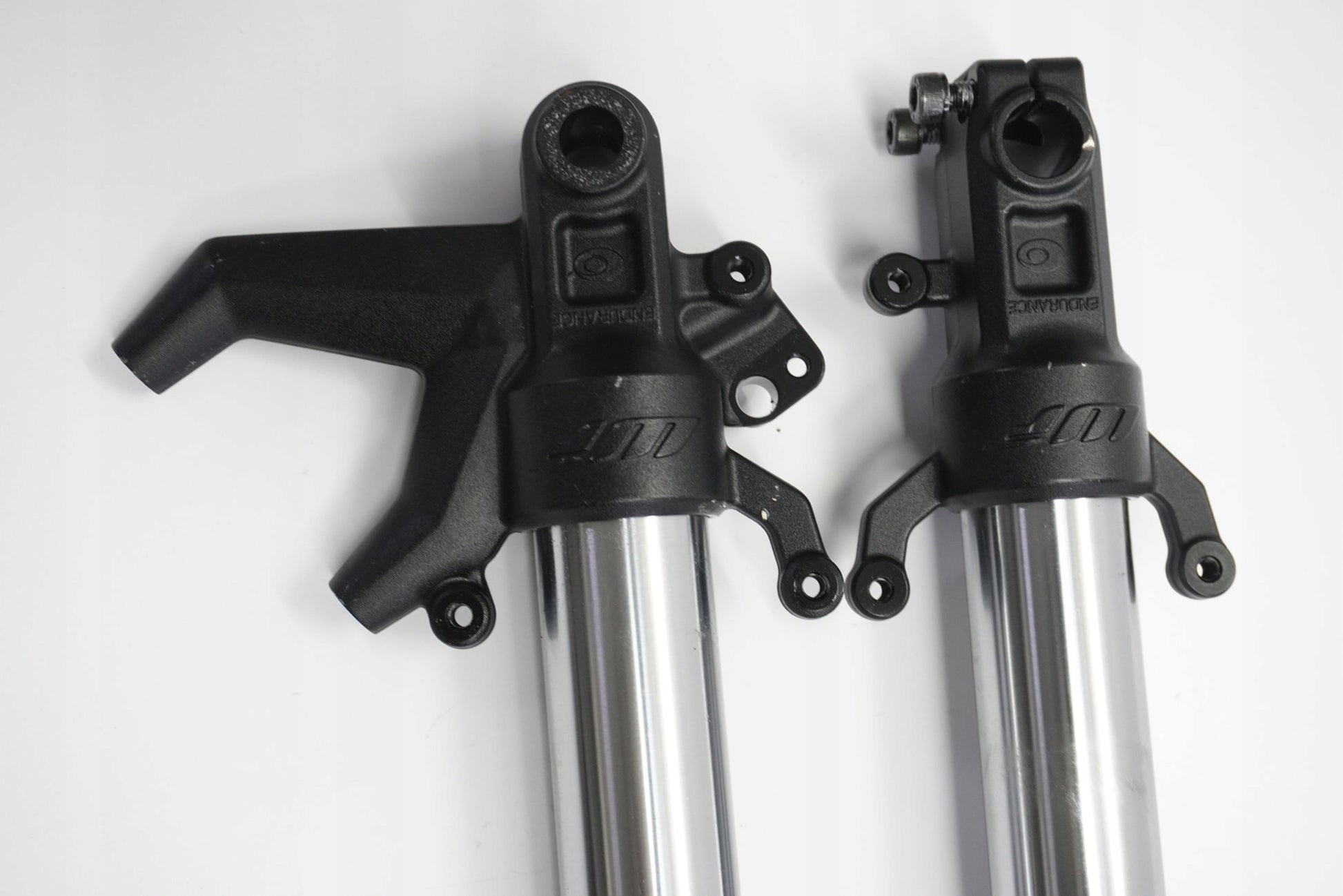 KTM 125 DUKE 17-23 Gabel Gabelholme Fork 9
