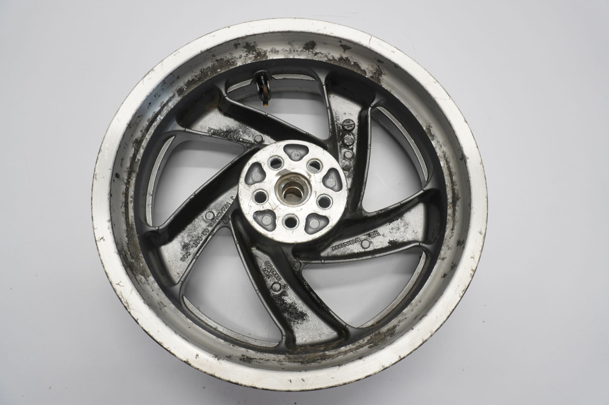 HONDA GL 1800 GOLDWING 01-05 Felge hinten Wheel Hinterrad 5