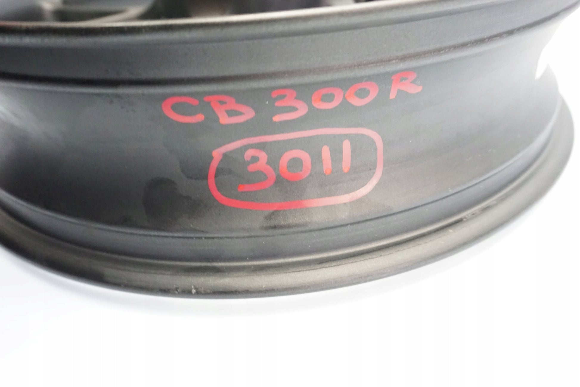 HONDA CB 125 / 300 R 18- Felge hinten Wheel Hinterrad 5