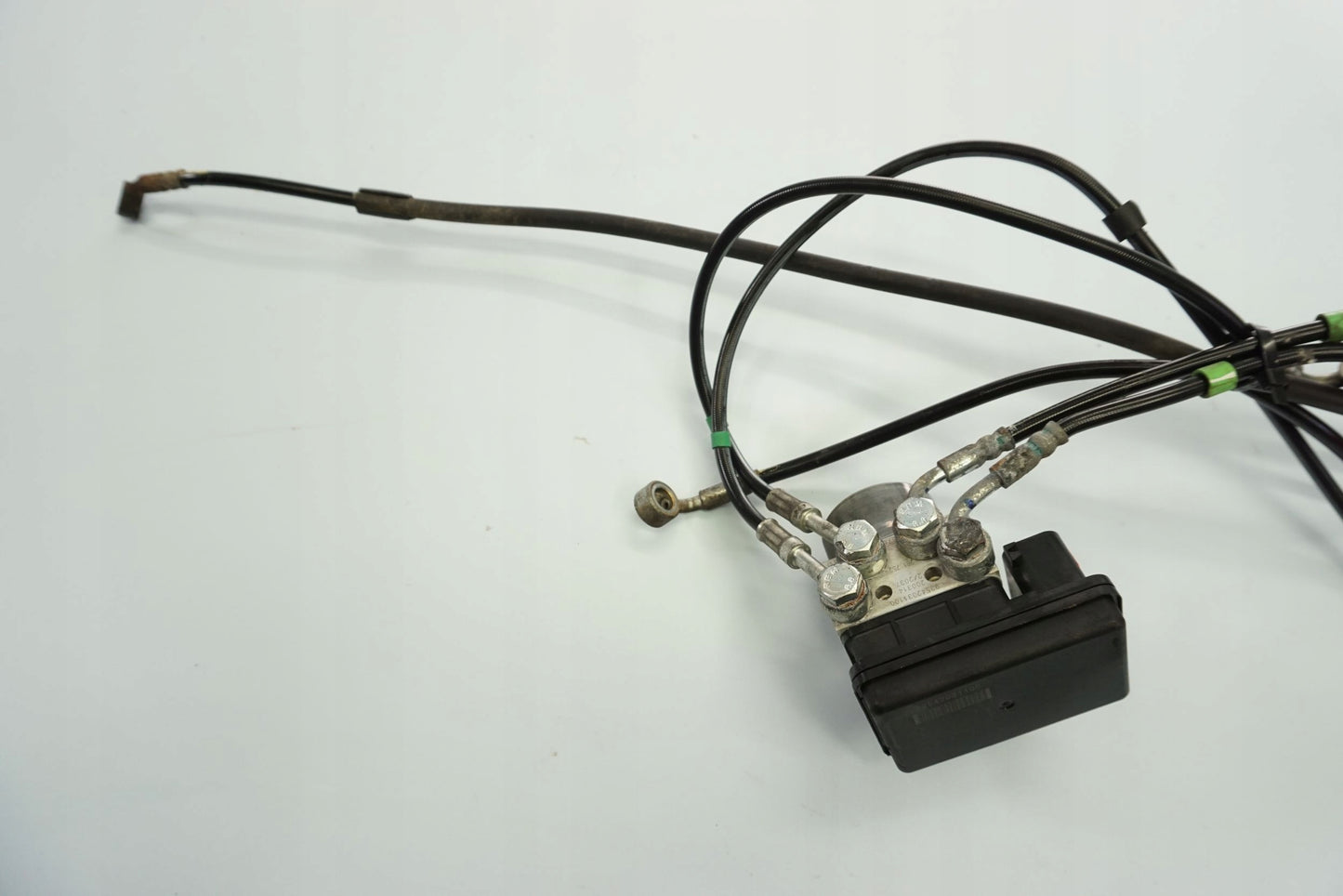 KTM 125 DUKE 17-23 ABS Pumpe Druckmodulator 6