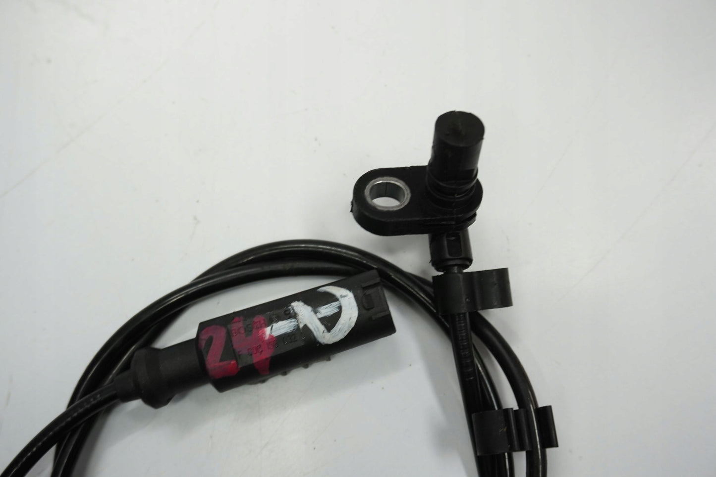 KTM 890 DUKE R 20- ABS Sensor vorne 3