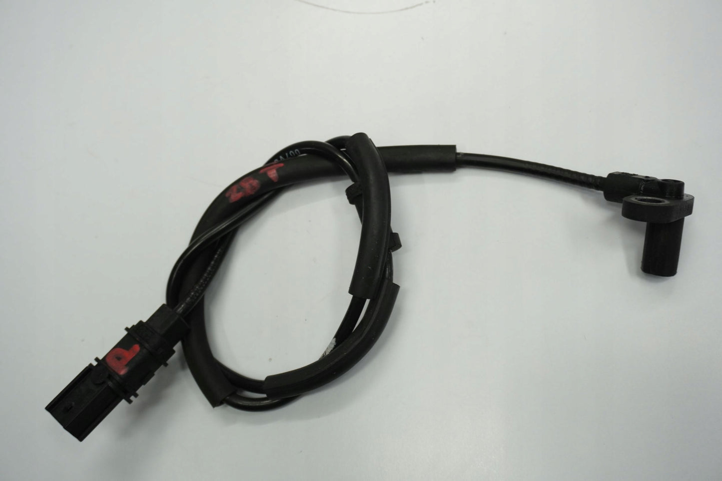 KAWASAKI Z-900 17-19 ABS Sensor vorne 3