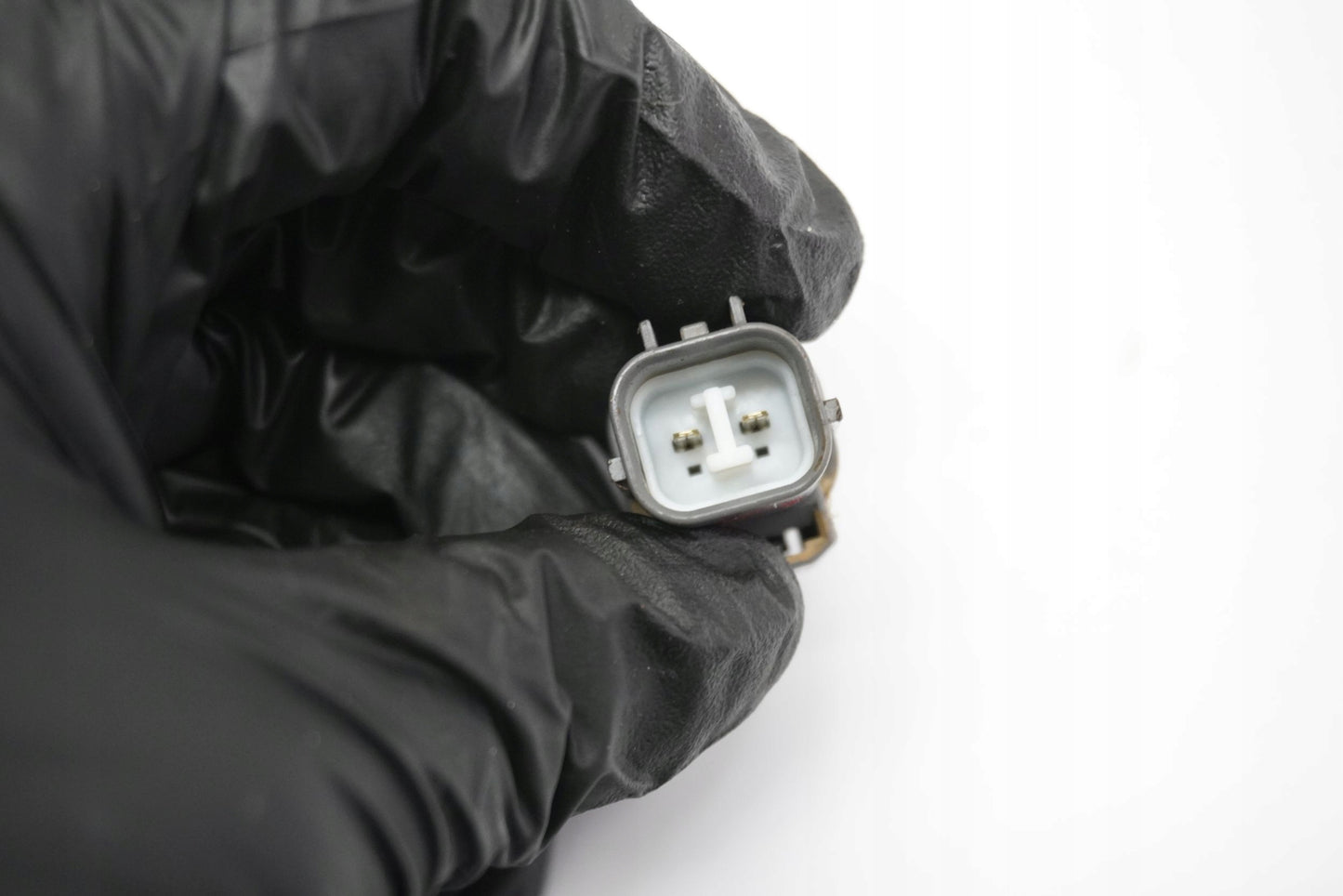 TRIUMPH TIGER 1050 06-12 ABS Sensor hinten 8