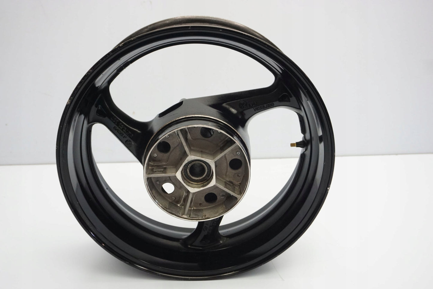 SUZUKI GSX-R 600 750 K8 K9 L0 Felge hinten Wheel Hinterrad