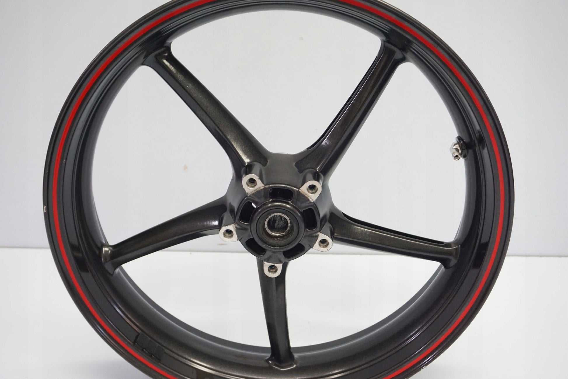 TRIUMPH DAYTONA 675 06-12 Felge vorne Wheel Vorderrad 8