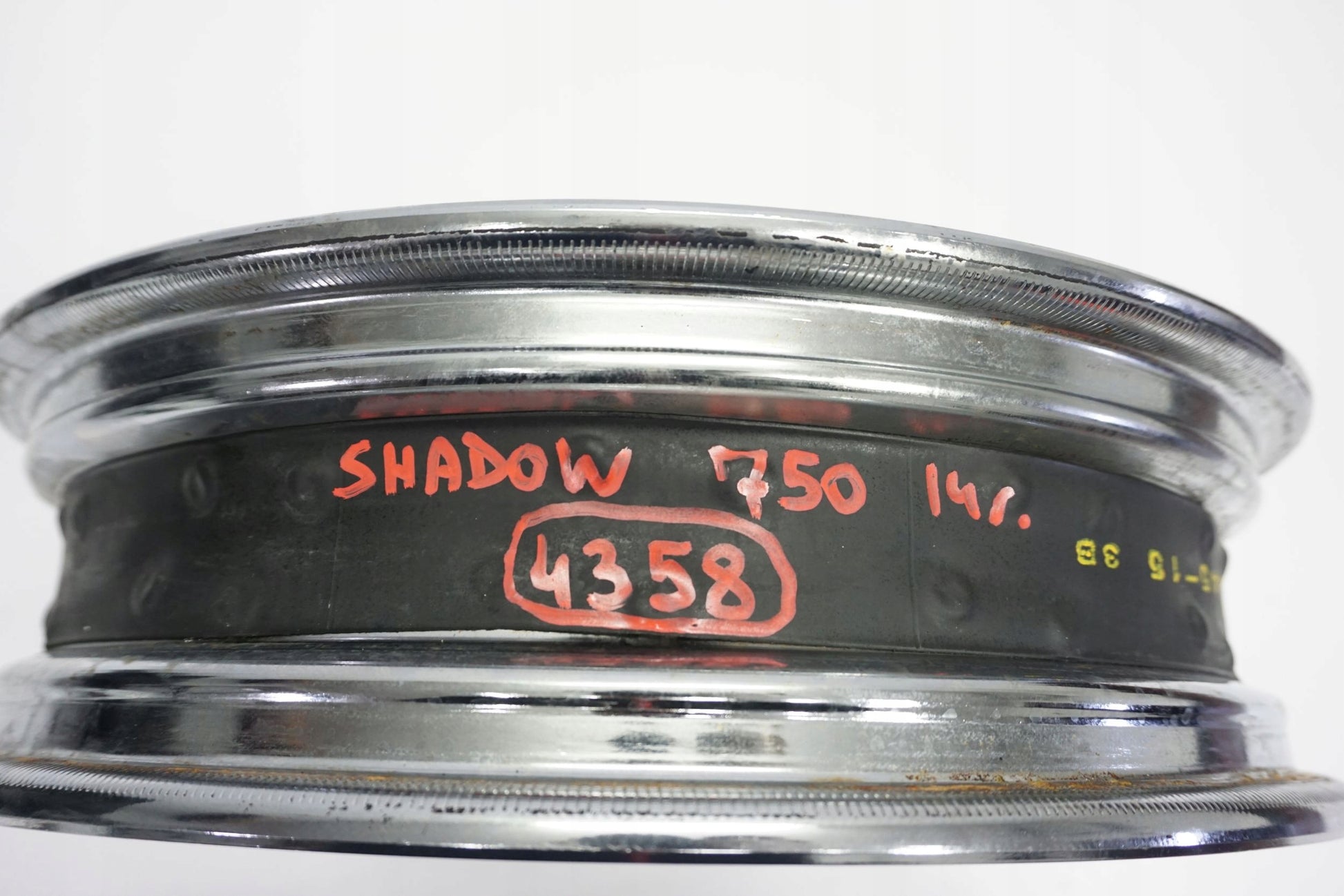 HONDA VT 750 SHADOW 13- Felge hinten Wheel Hinterrad 8