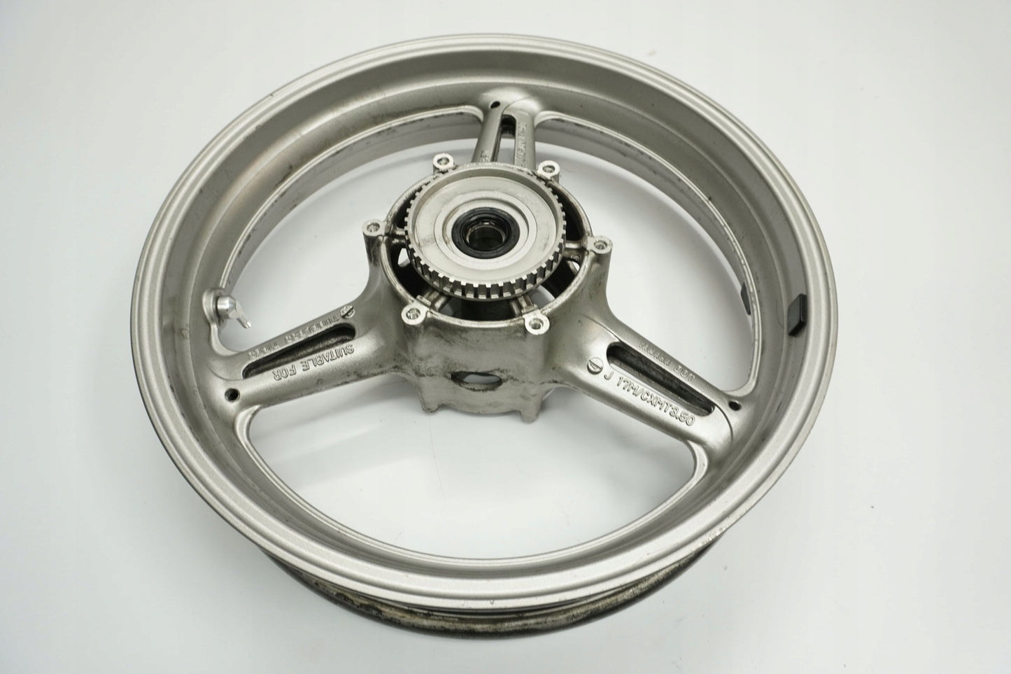 YAMAHA FJR 1300 01-05 Felge vorne Wheel Vorderrad 4