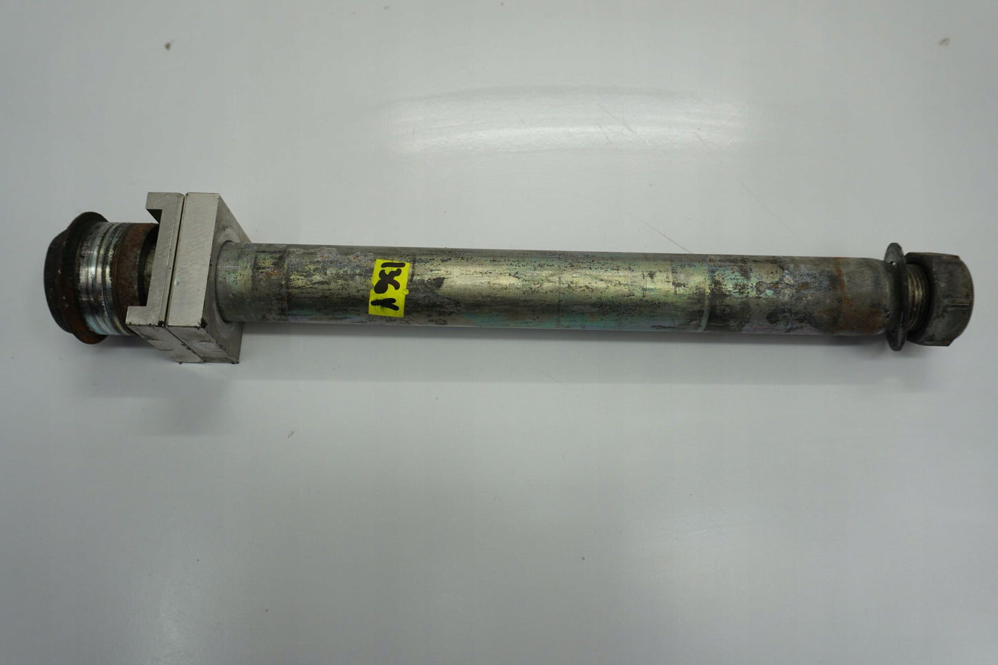 YAMAHA TRACER 9 GT 21- Hinterachse Achse hinten Radachse rear axle 3