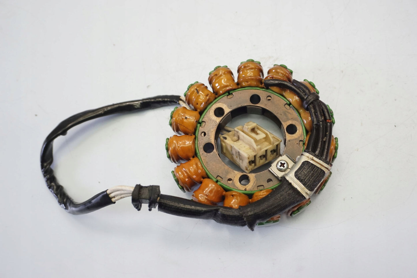 APRILIA RSV4 1000 09-12 Lichtmaschine Stator Generator Lima Alternator