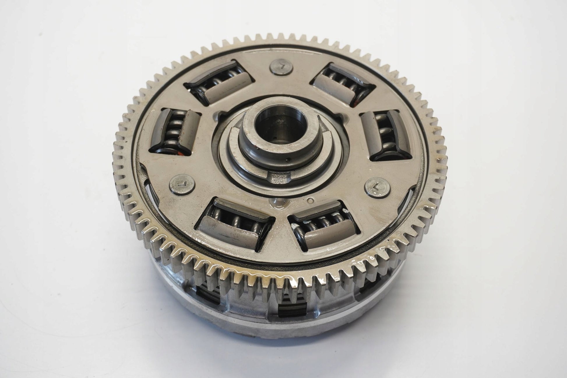 HONDA CB 750 HORNET 23- Kupplung Kupplungskorb Clutch 6