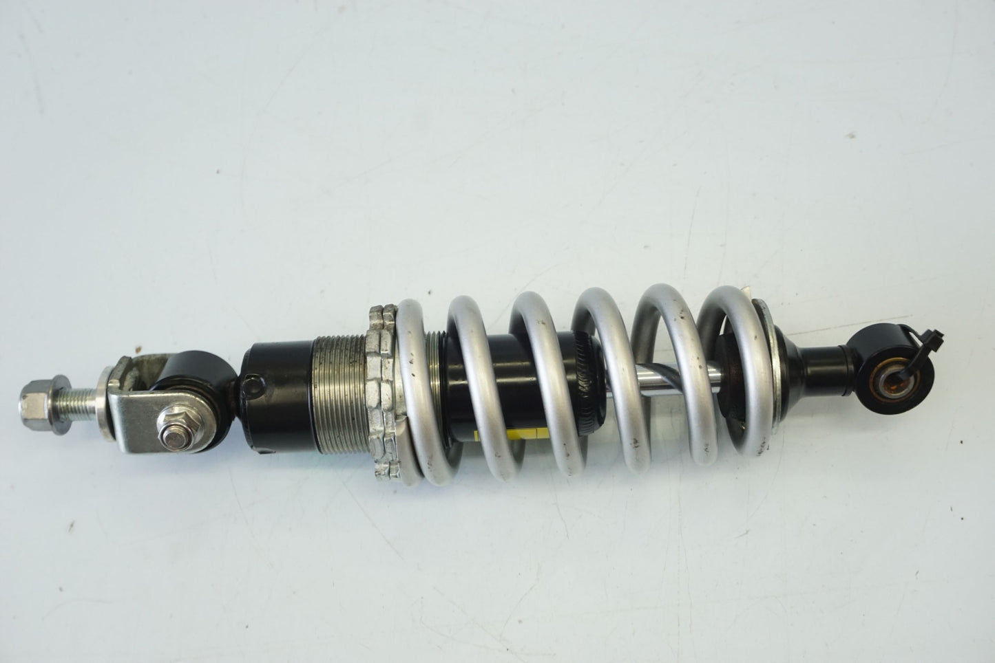 TRIUMPH STREET TRIPLE 675 07-12 Stoßdämpfer Federbein shock absorber