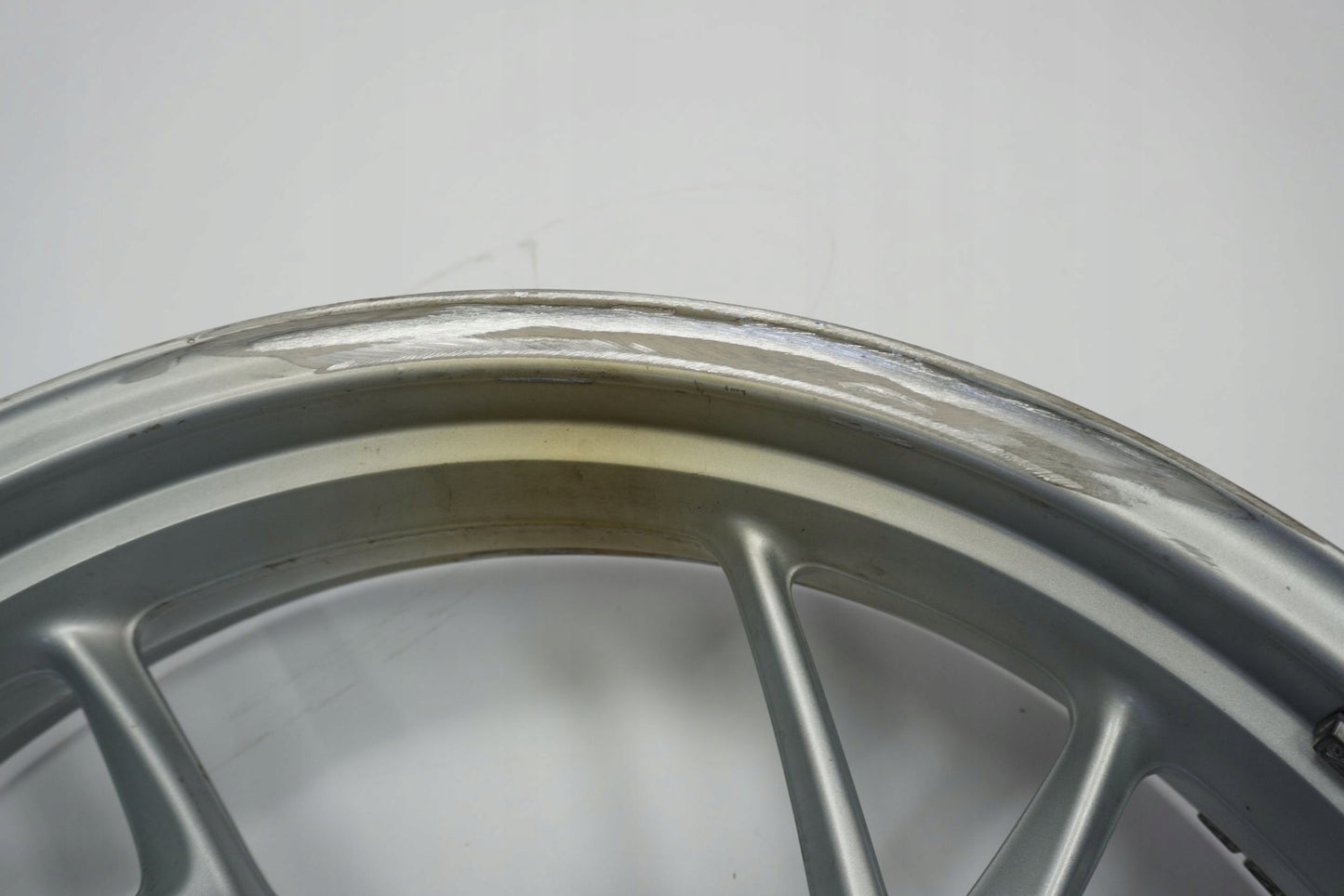 BMW R 1250 RT 19- Felge vorne Wheel Vorderrad 13