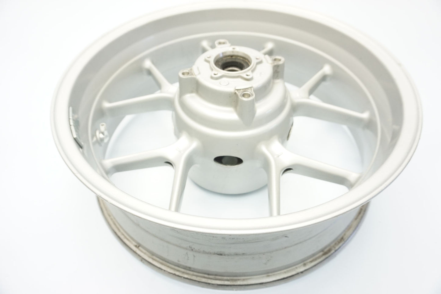 TRIUMPH TIGER 1050 06-12 Felge hinten Wheel Hinterrad 3