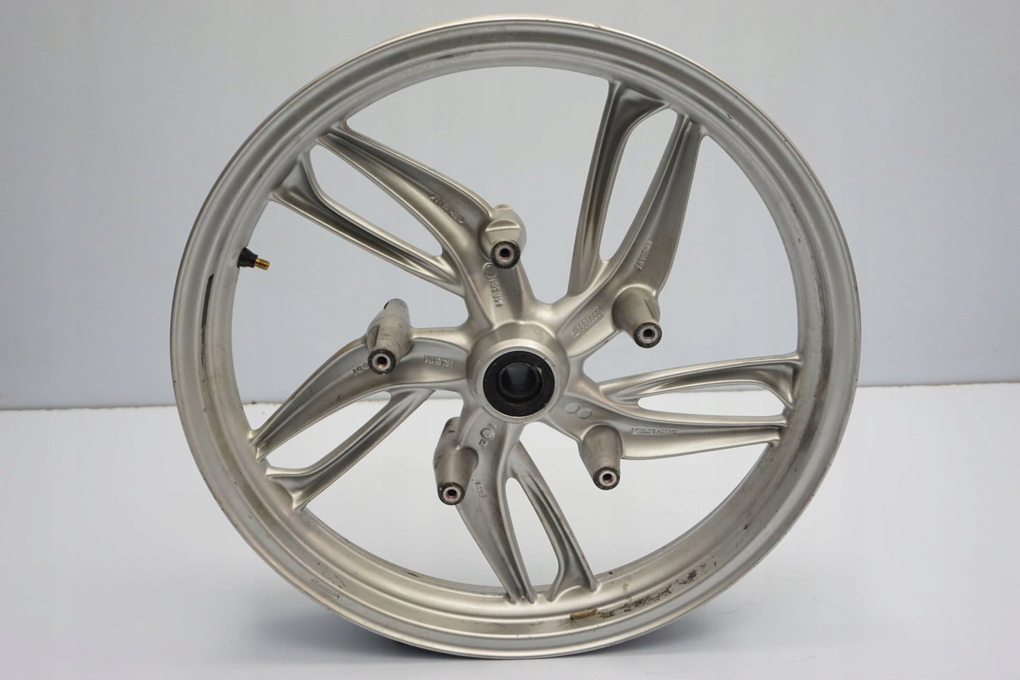 BMW R 1200 GS K25 04-07 Felge vorne Wheel Vorderrad 9