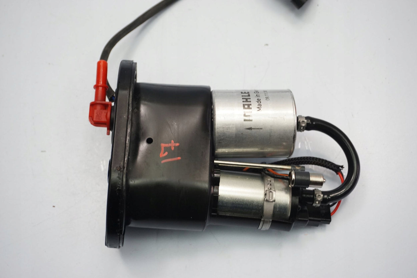 APRILIA TUONO V4 1100 FACTORY 19- Benzinpumpe Kraftstoffpumpe Fuel Pump