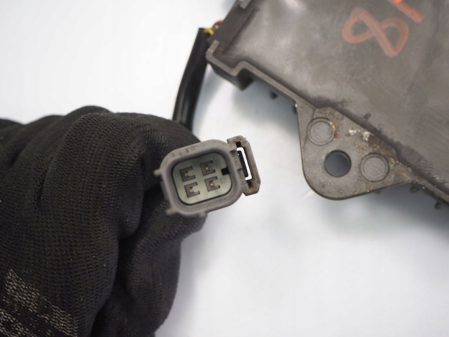 HONDA VFR 800 XF CROSSRUNNER 14-16 Spannungsregler Gleichrichter Rectifier Voltage Regulator 3