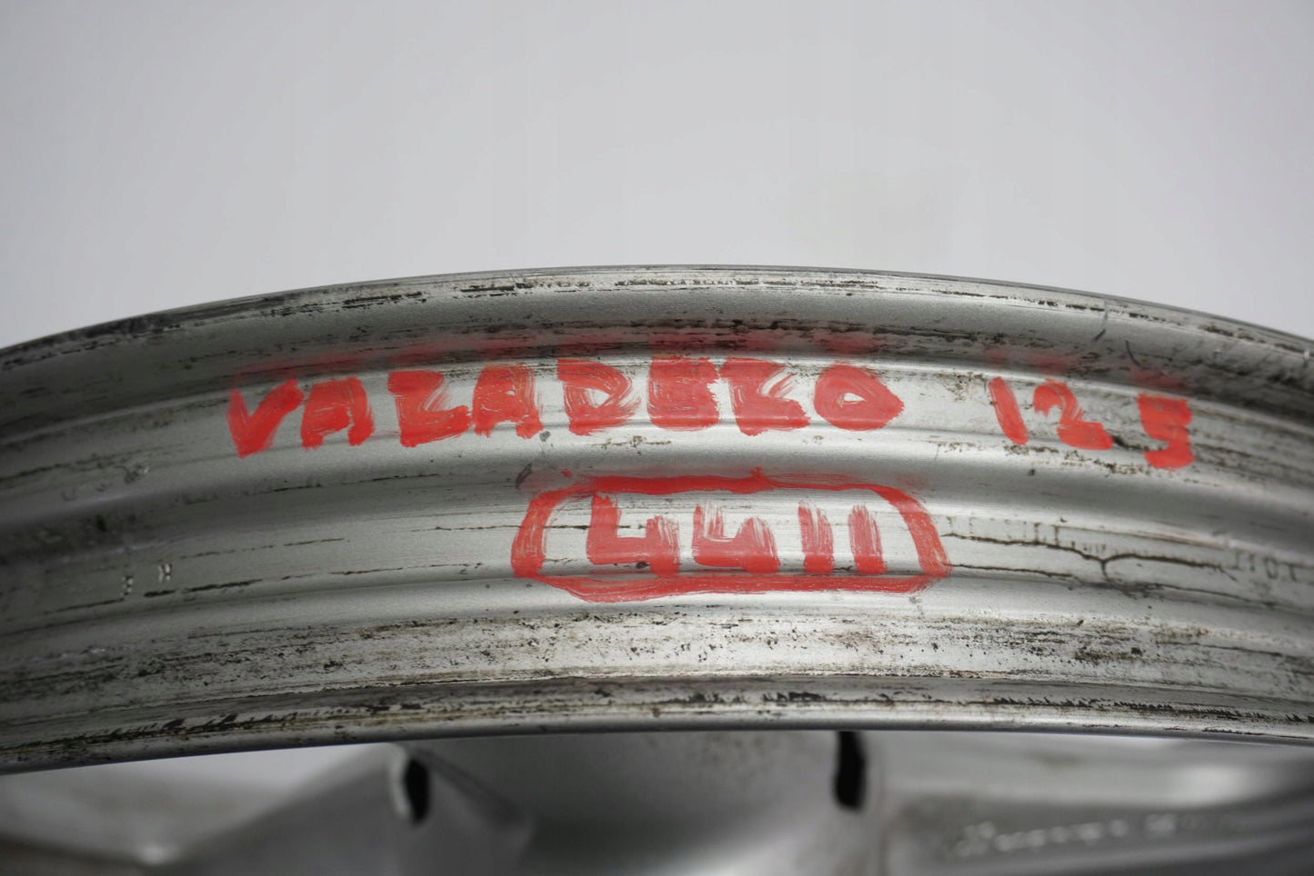 HONDA XL 125 V VARADERO 07-11 Felge vorne Wheel Vorderrad 4