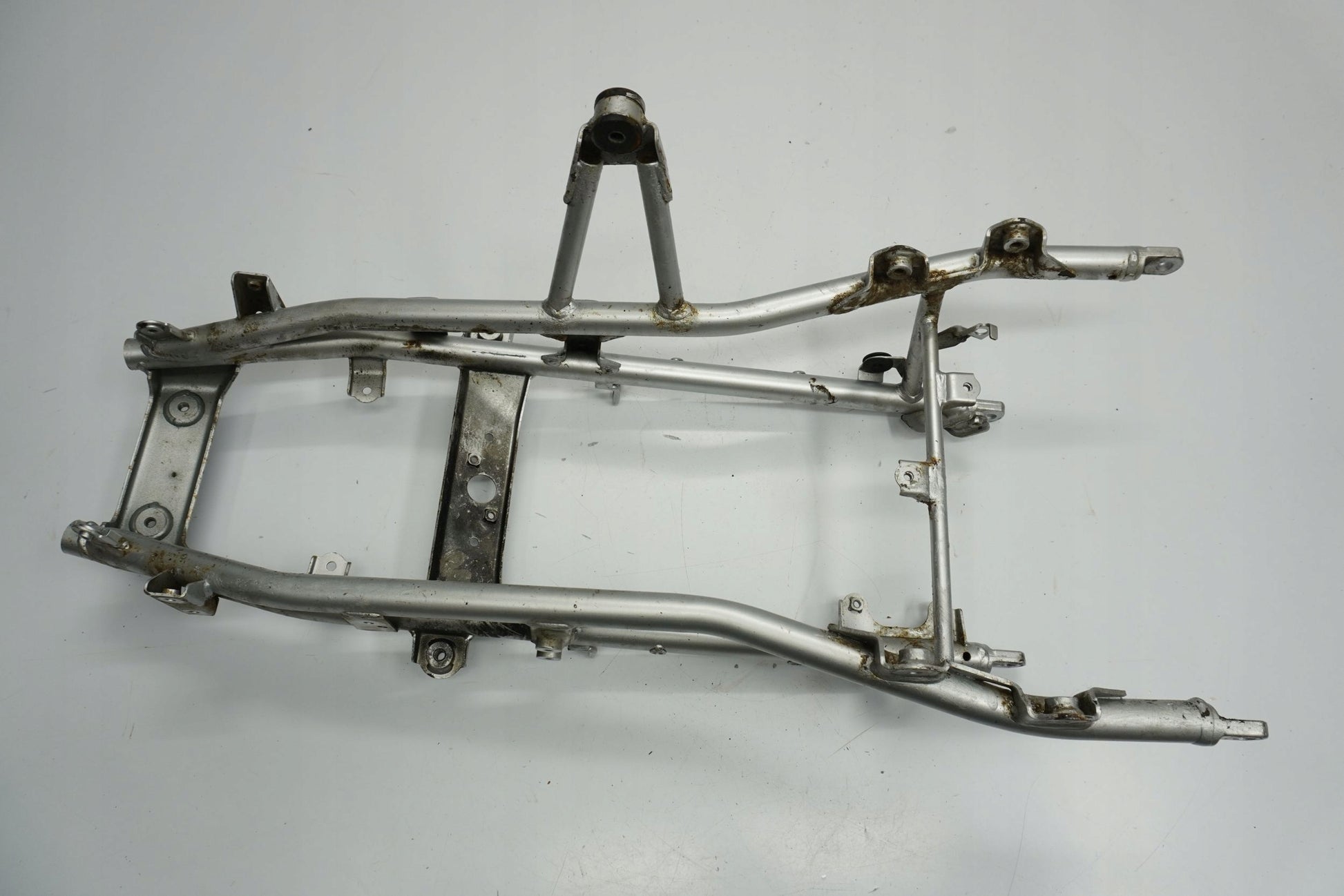 SUZUKI DL 1000 V-STROM 14-16 Heckrahmen Rahmen hinten rear frame 8