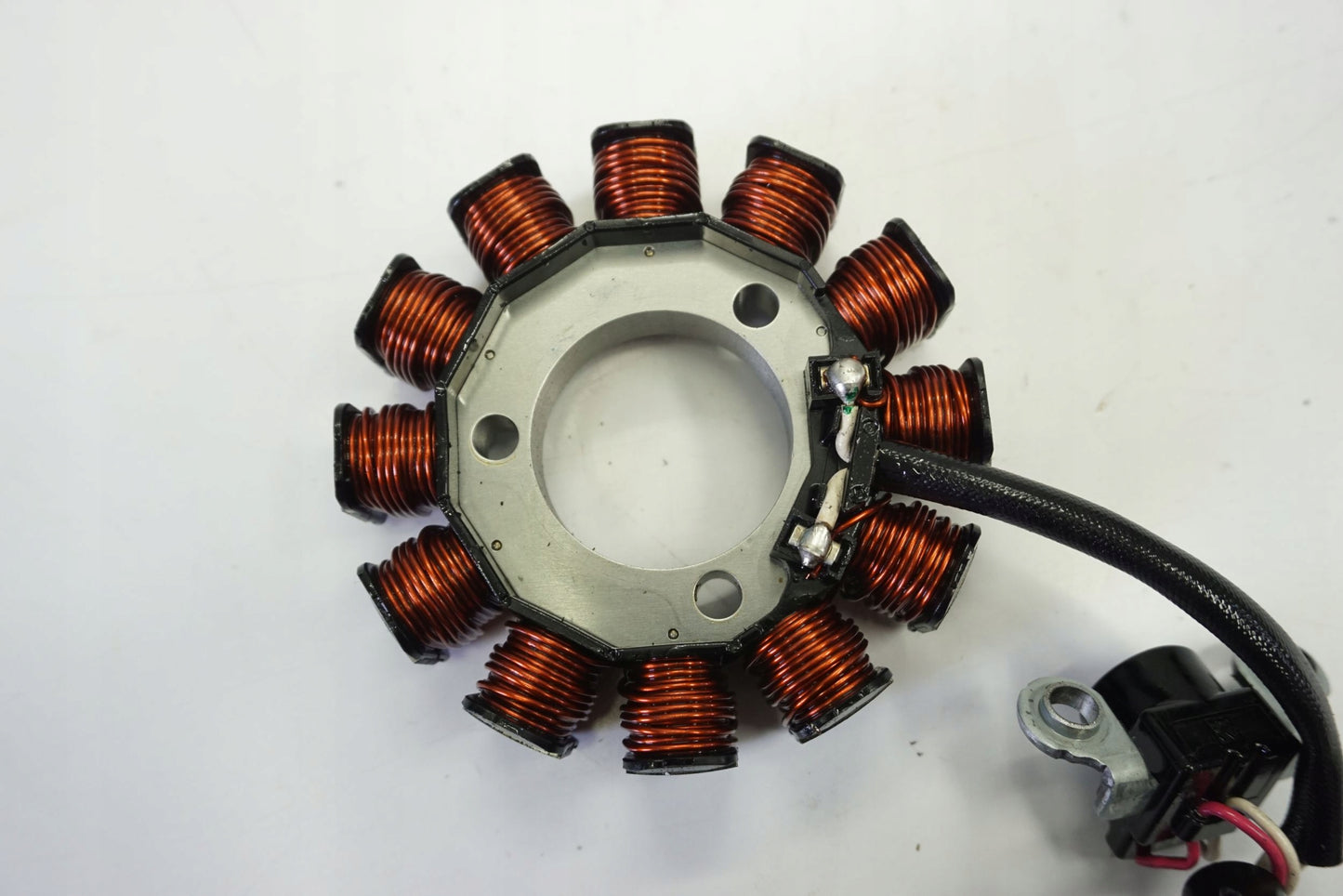 YAMAHA XSR 125 21- Lichtmaschine Stator Generator Lima Alternator 4
